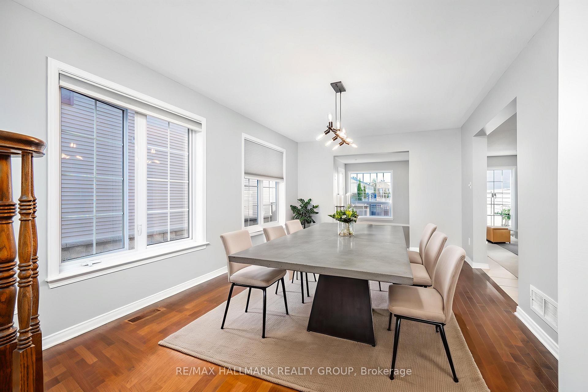 Photo 4 of 306 Tabaret Street, Ottawa, Kanata - Emerald Meadows/Trailwest — HOMEH