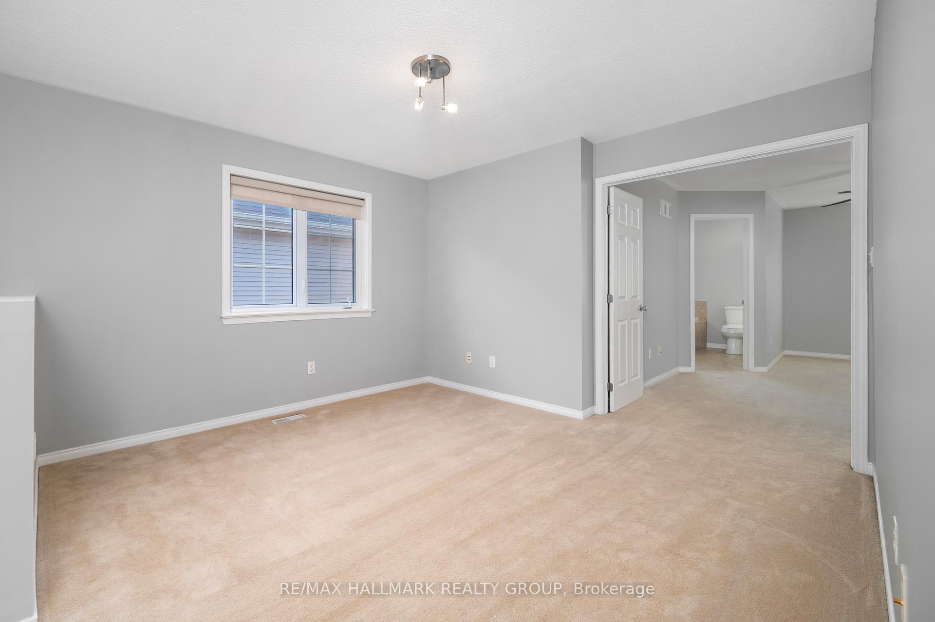 Photo 20 of 306 Tabaret Street, Ottawa, Kanata - Emerald Meadows/Trailwest — HOMEH