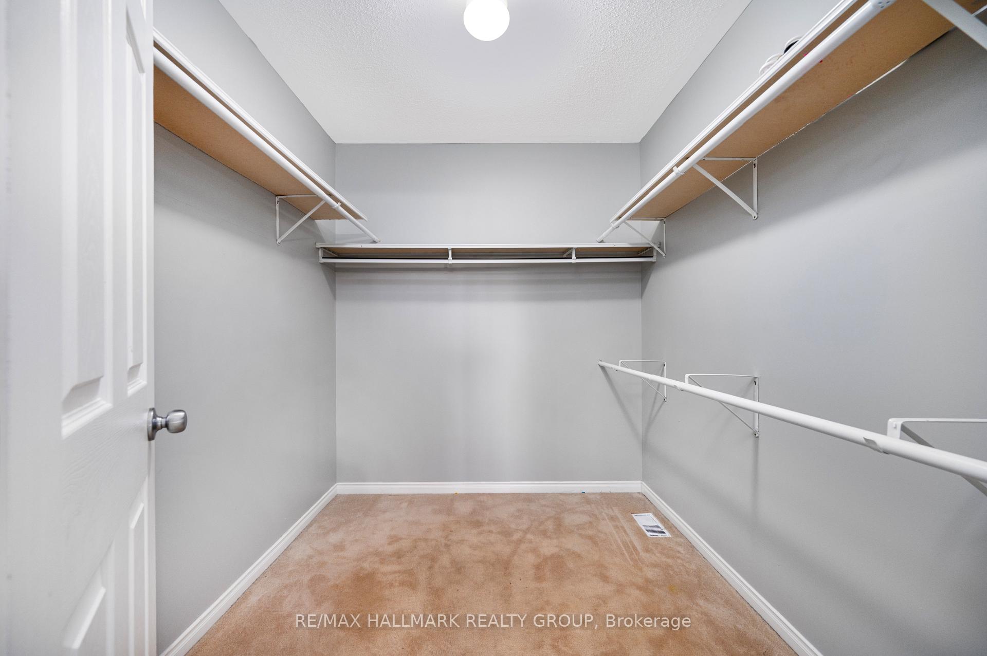 Photo 26 of 306 Tabaret Street, Ottawa, Kanata - Emerald Meadows/Trailwest — HOMEH