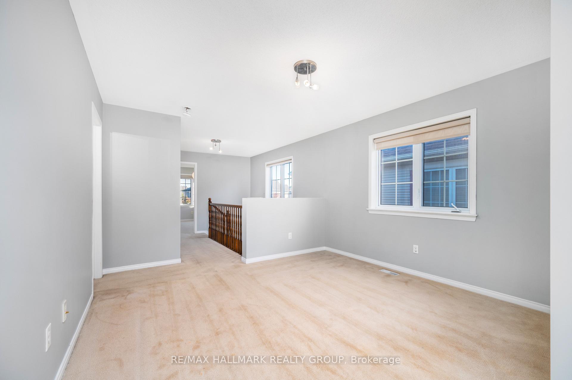Photo 27 of 306 Tabaret Street, Ottawa, Kanata - Emerald Meadows/Trailwest — HOMEH