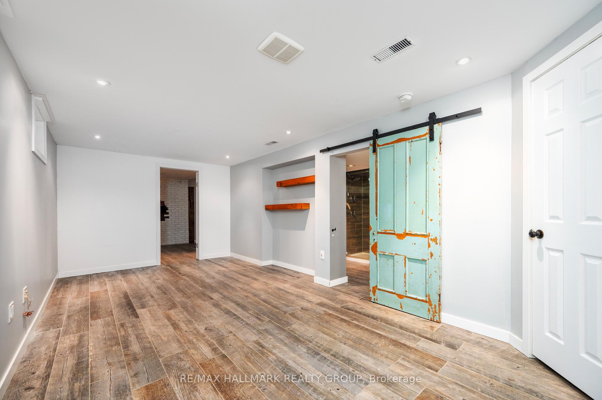 Photo 35 of 306 Tabaret Street, Ottawa, Kanata - Emerald Meadows/Trailwest — HOMEH