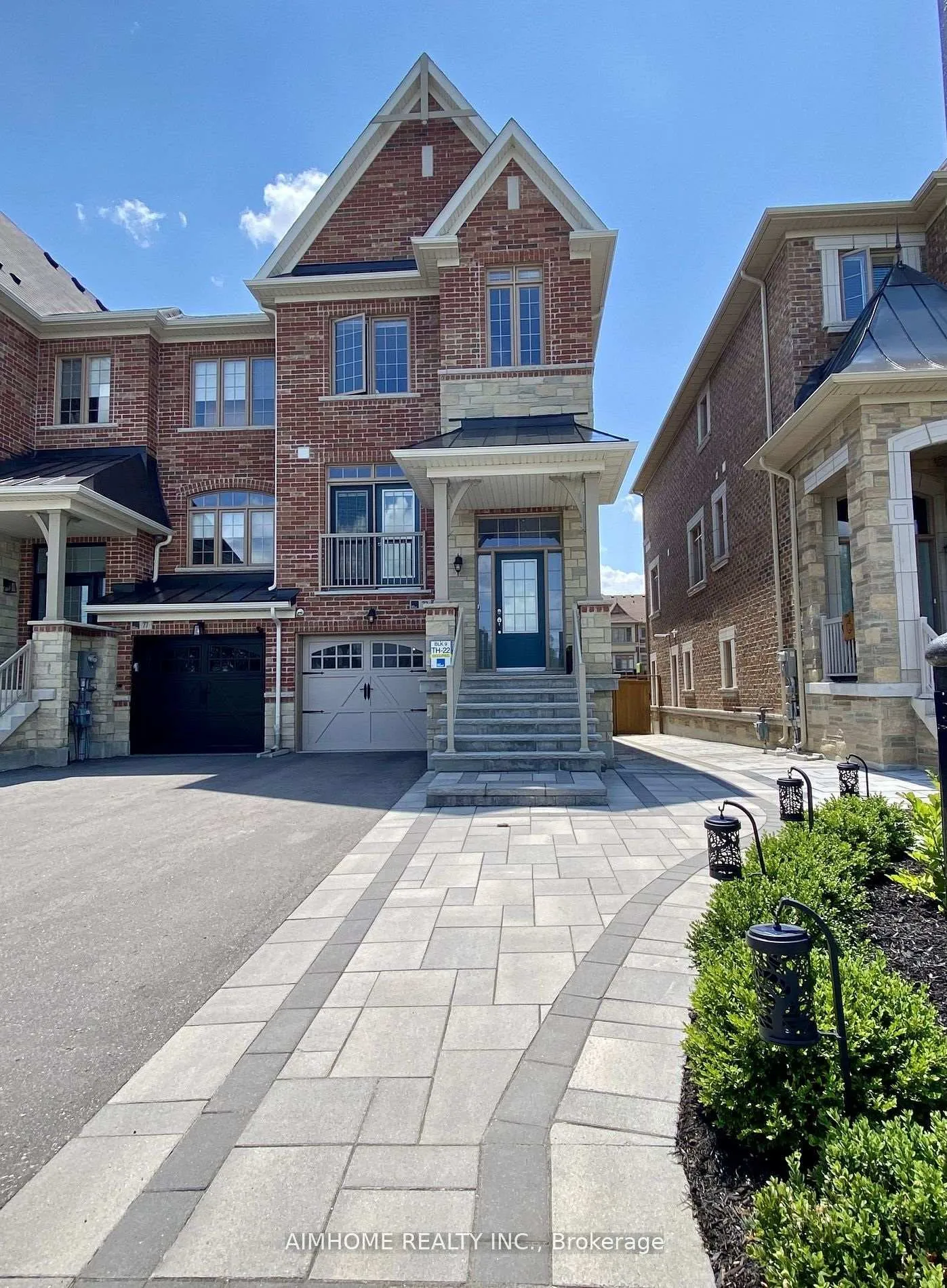 Photo 2 of 73 Sunset Terrace, Vaughan, Vellore Village — HOMEH
