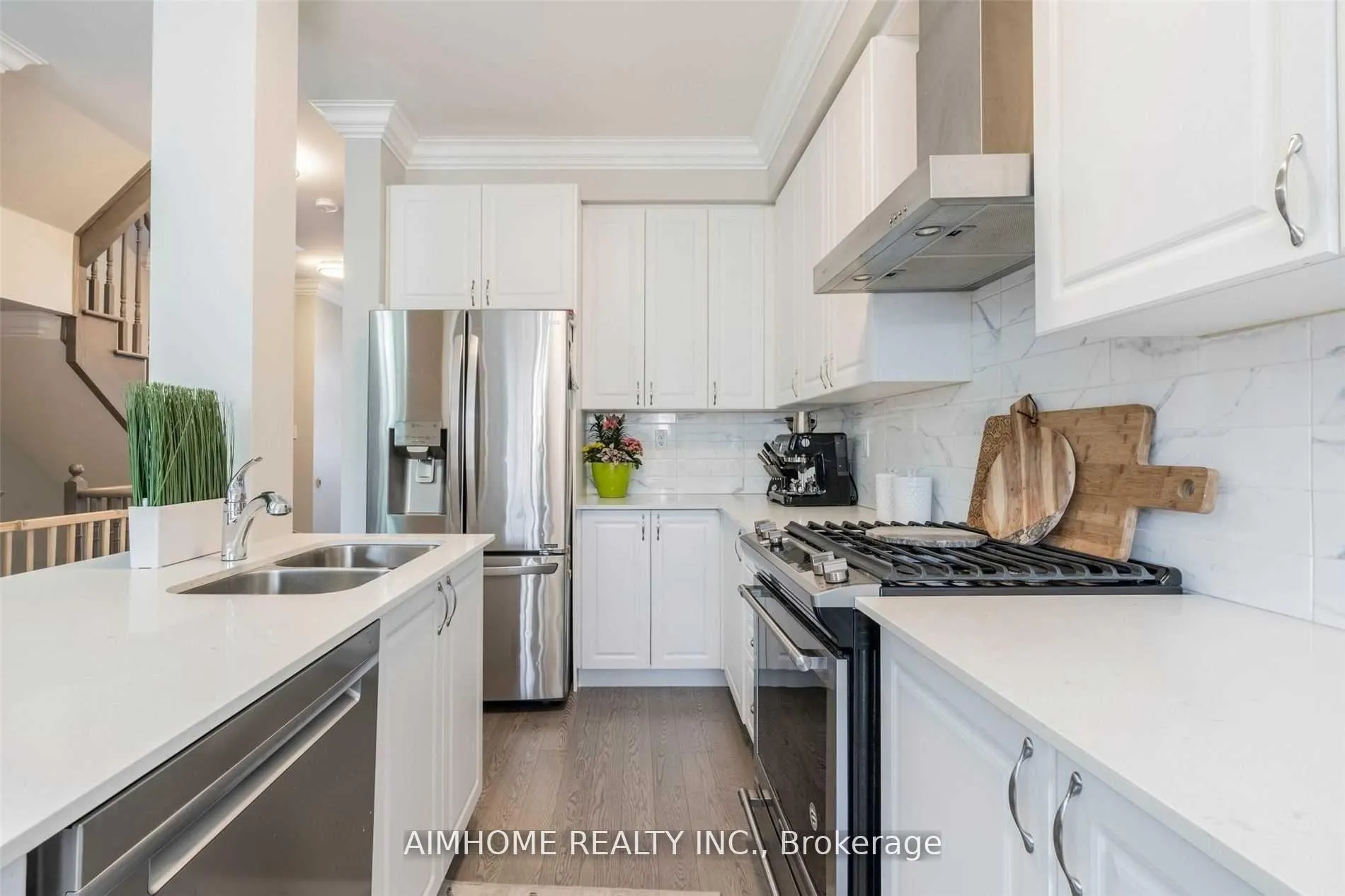 Photo 5 of 73 Sunset Terrace, Vaughan, Vellore Village — HOMEH