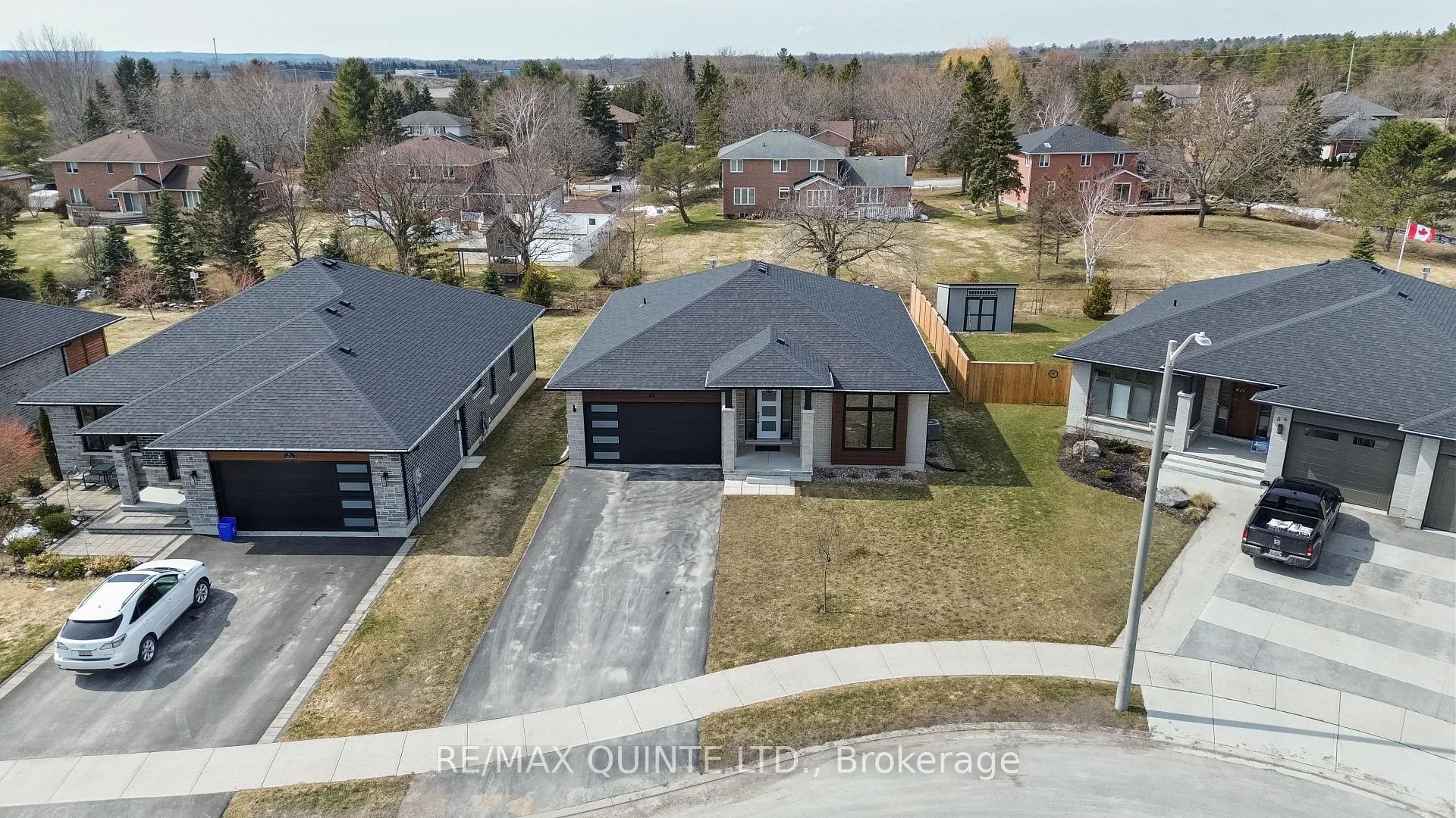 Photo 2 of 84 Dewal Place, Belleville, Belleville Ward — HOMEH