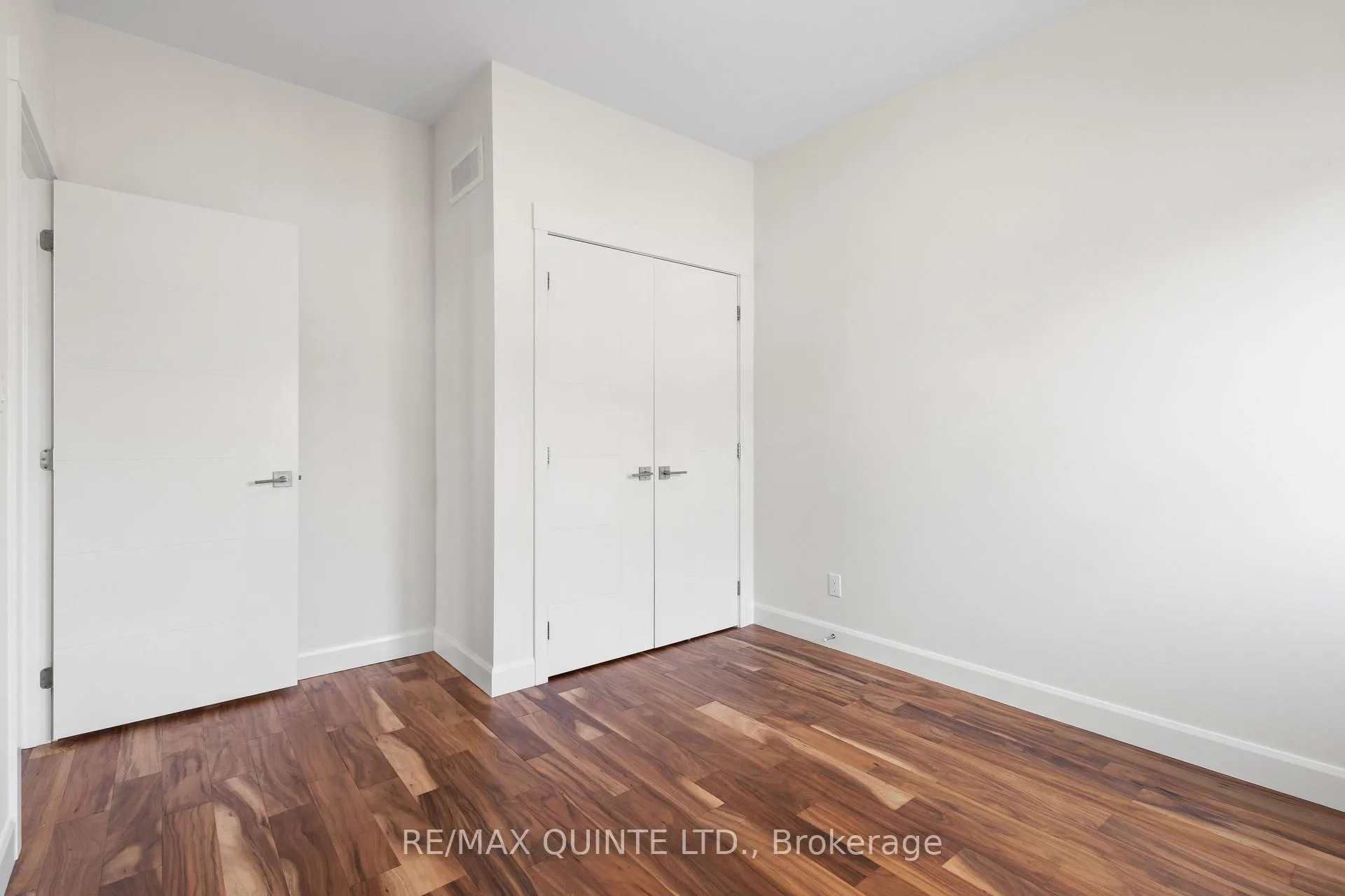 Photo 40 of 84 Dewal Place, Belleville, Belleville Ward — HOMEH
