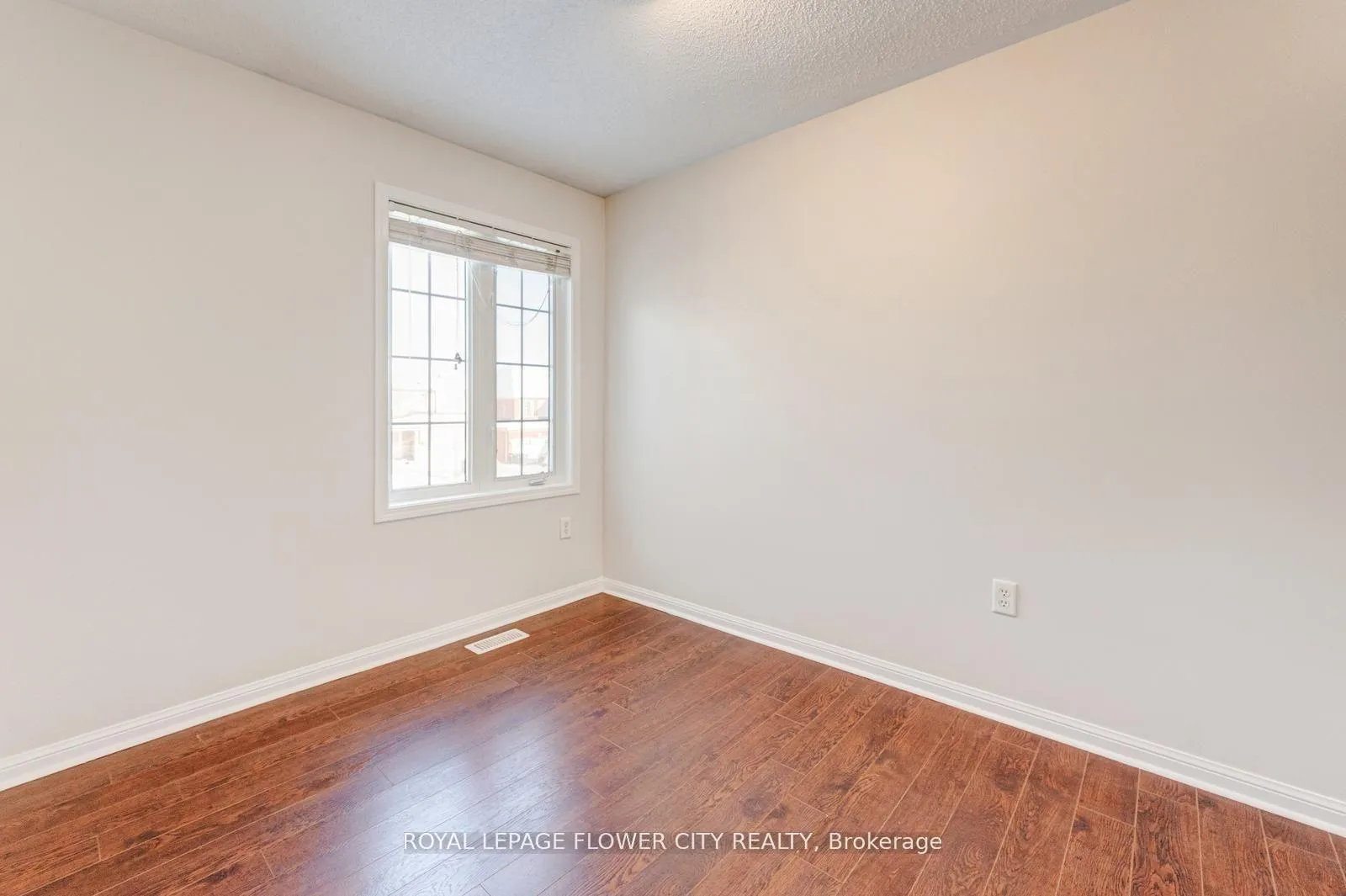 Photo 32 of 80 Dwyer Drive, Brampton, Gore Industrial North — HOMEH