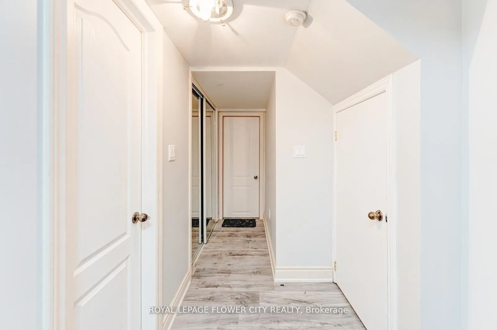 Photo 36 of 80 Dwyer Drive, Brampton, Gore Industrial North — HOMEH