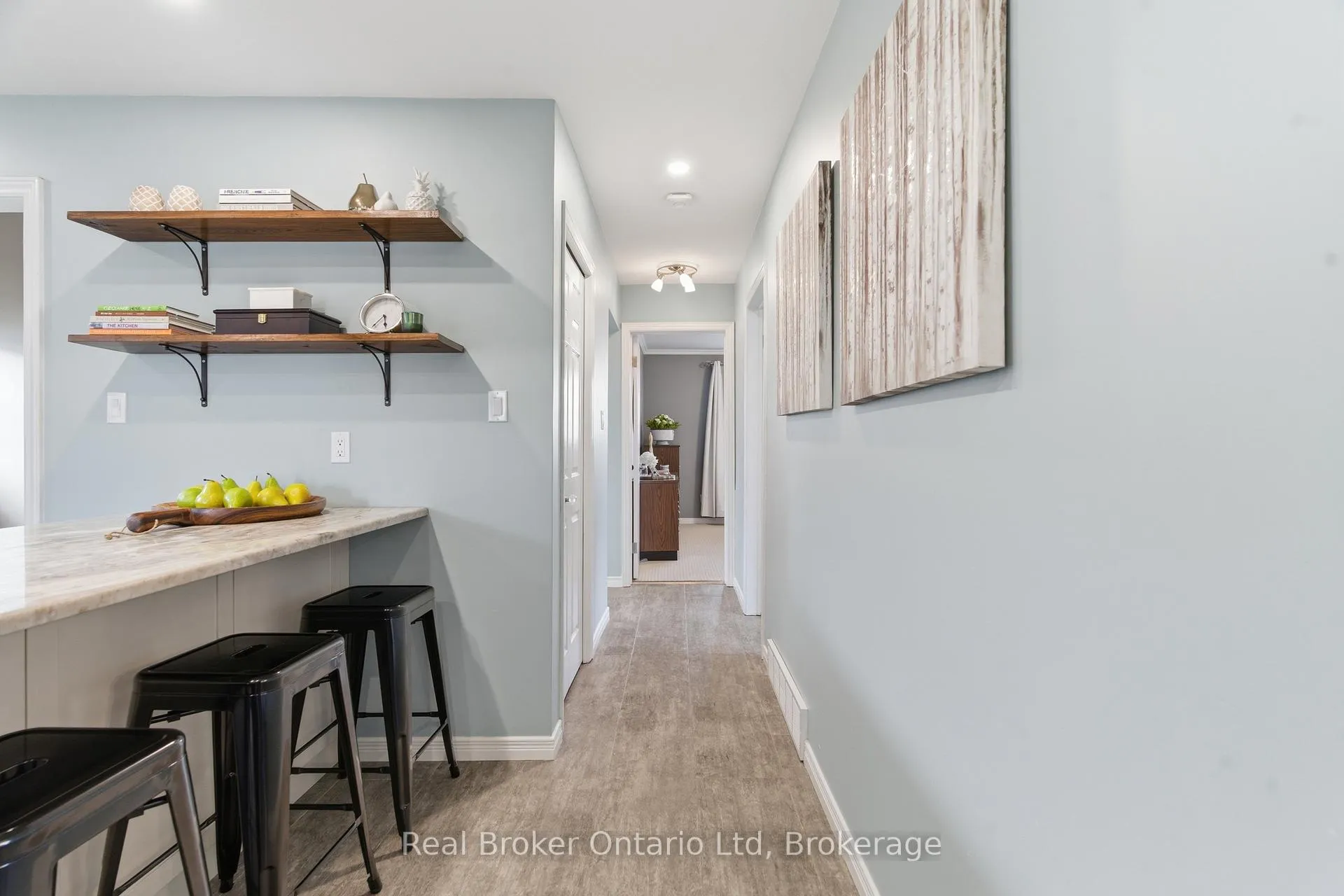 Photo 9 of 10 Brookside Crescent, Kitchener, Forest Heights — HOMEH