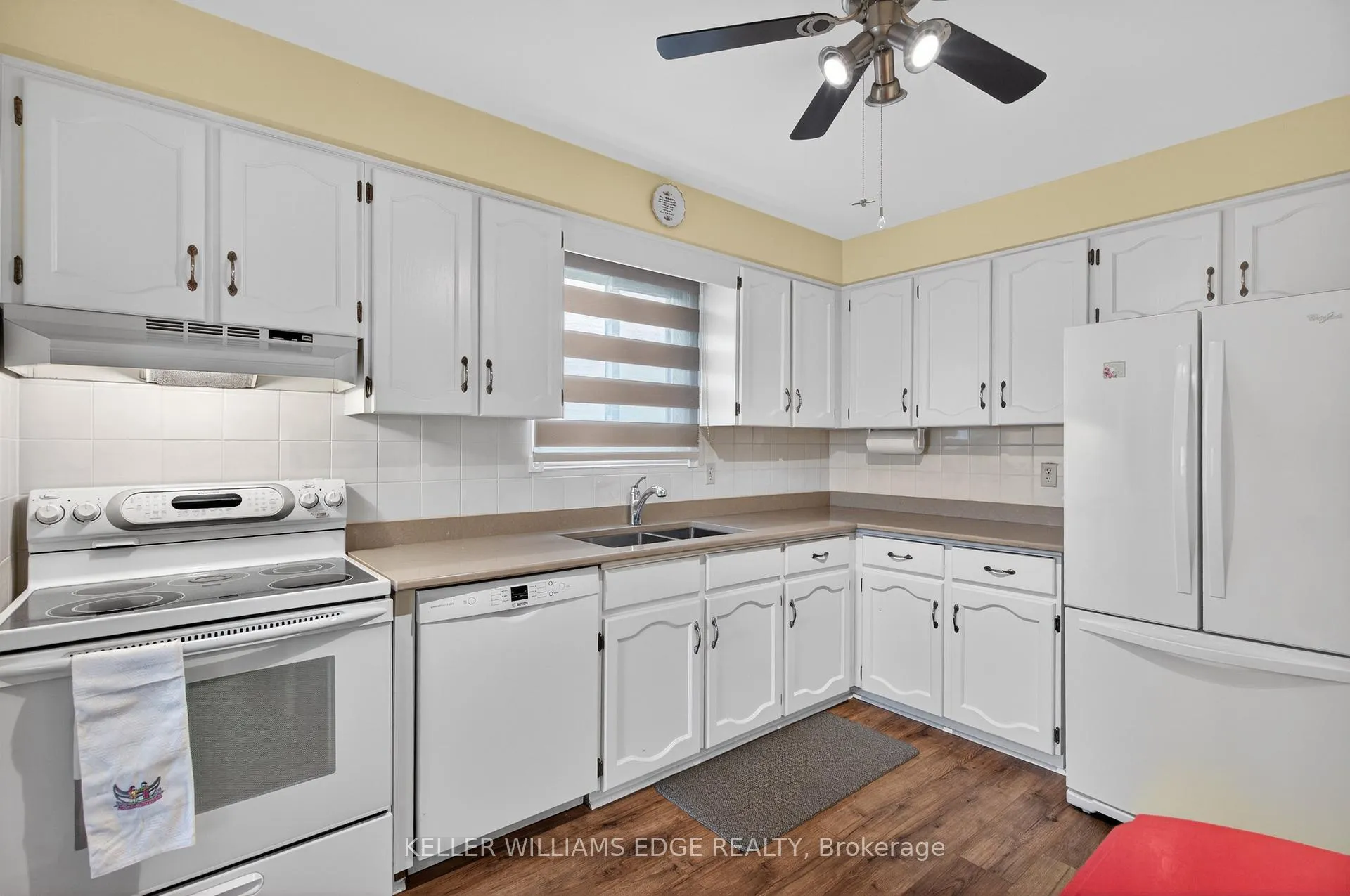 Photo 14 of 3130 Driftwood Drive, Burlington, Brant Hills — HOMEH