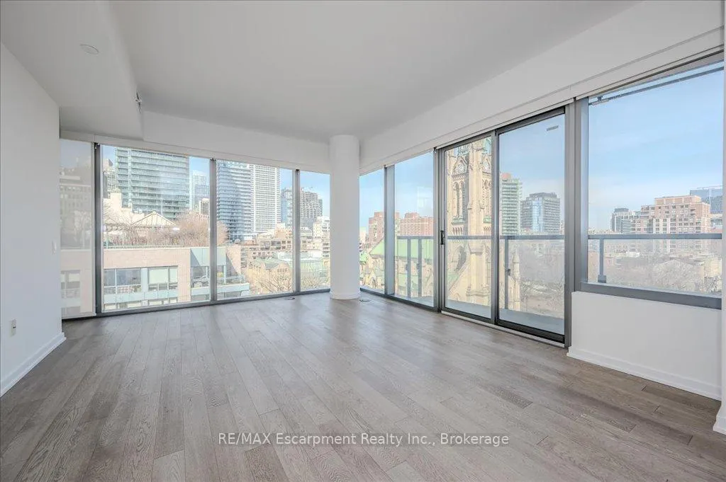 Photo 15 of Unit 802, 60 Colborne Street, Toronto, Church-Yonge Corridor — HOMEH