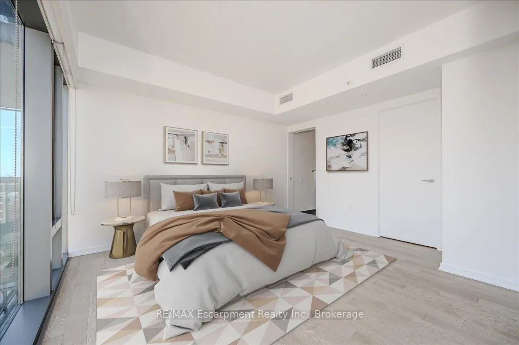 Photo 18 of Unit 802, 60 Colborne Street, Toronto, Church-Yonge Corridor — HOMEH