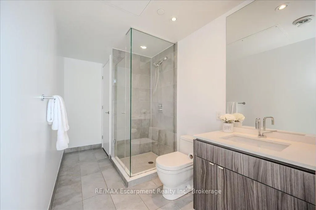 Photo 24 of Unit 802, 60 Colborne Street, Toronto, Church-Yonge Corridor — HOMEH