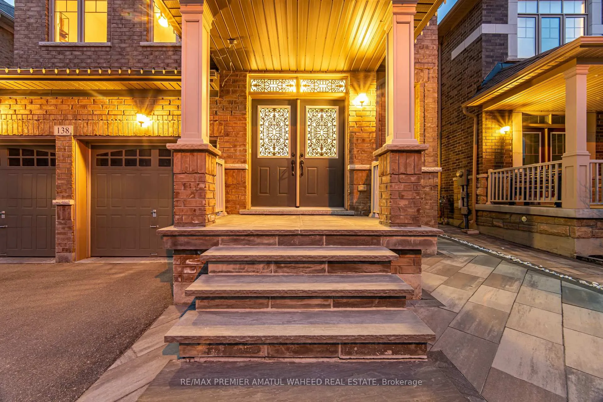 Photo 3 of 138 Alistair Crescent, Vaughan, Kleinburg — HOMEH