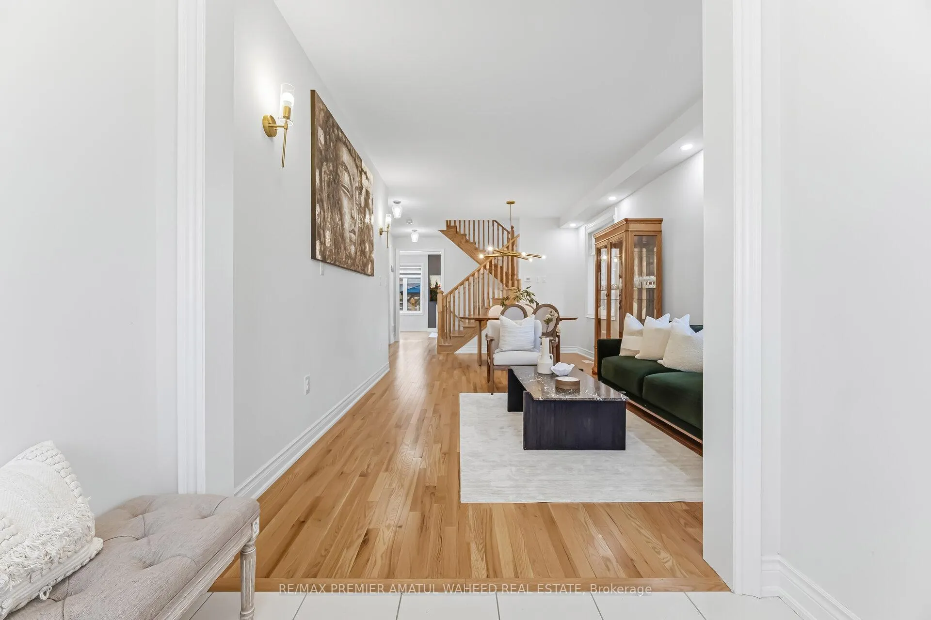 Photo 7 of 138 Alistair Crescent, Vaughan, Kleinburg — HOMEH