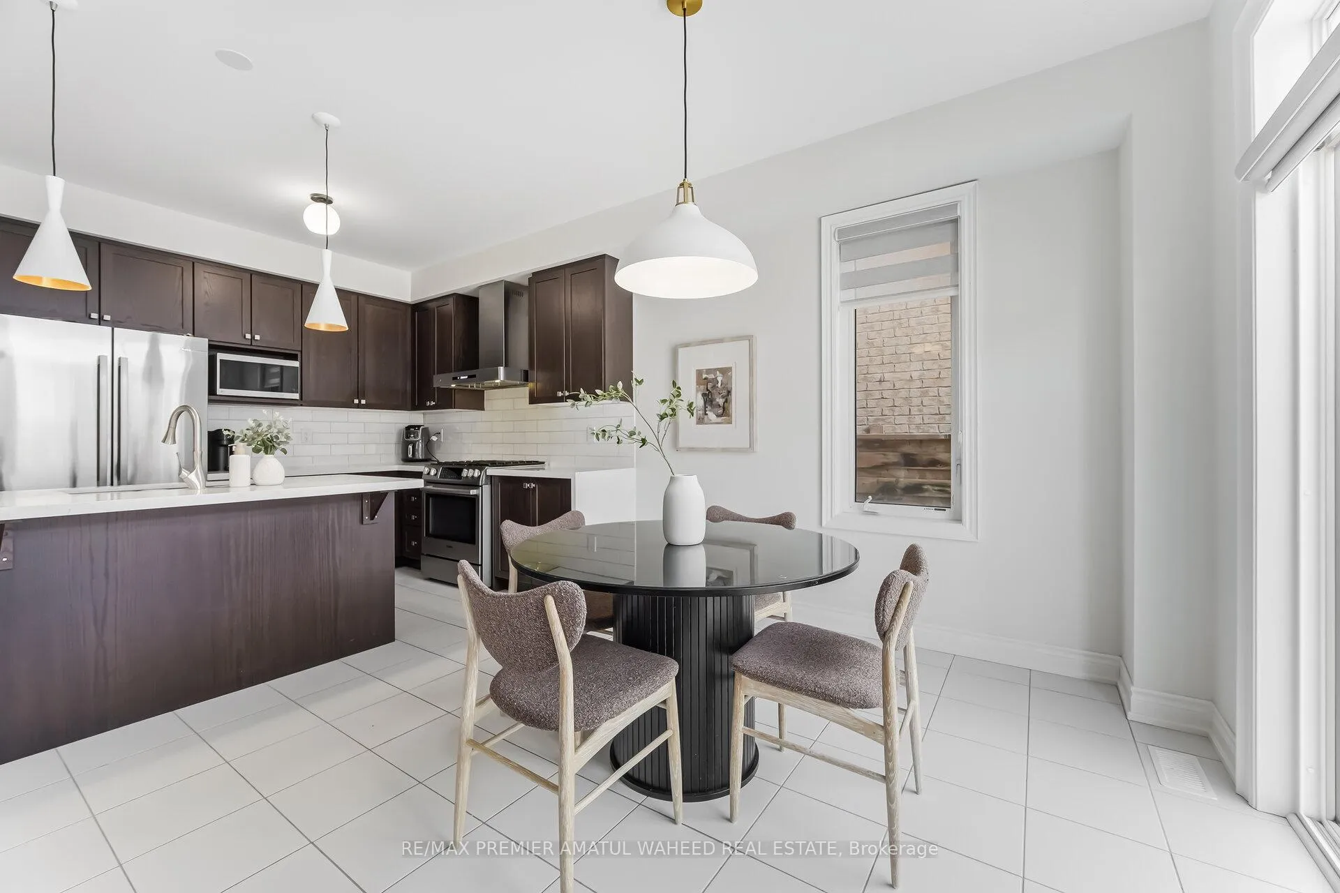 Photo 14 of 138 Alistair Crescent, Vaughan, Kleinburg — HOMEH
