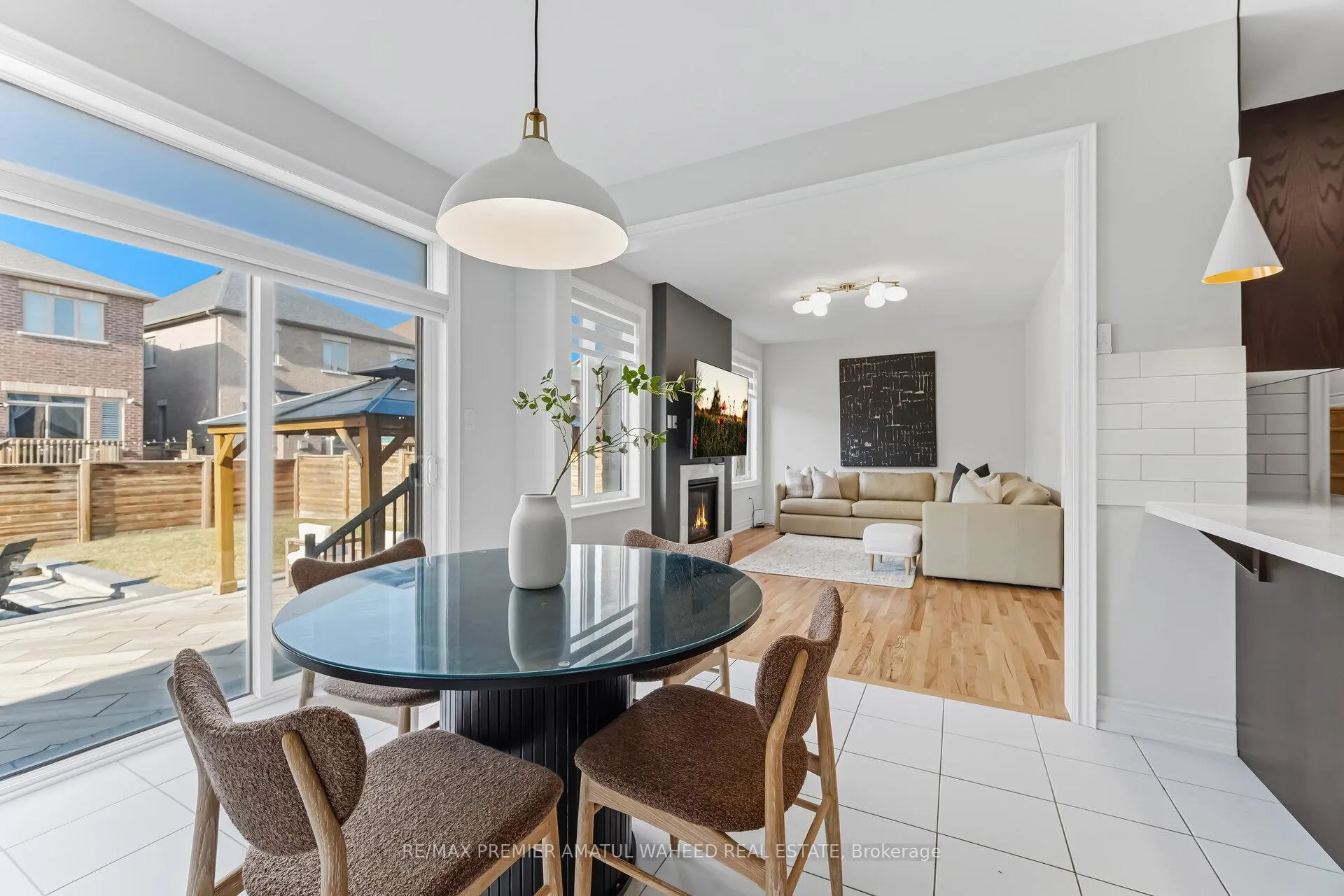 Photo 15 of 138 Alistair Crescent, Vaughan, Kleinburg — HOMEH