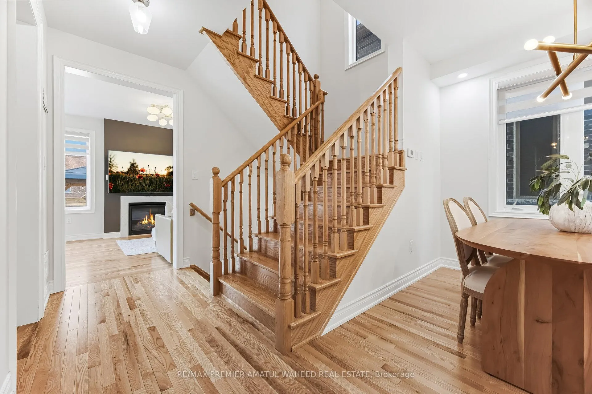 Photo 19 of 138 Alistair Crescent, Vaughan, Kleinburg — HOMEH