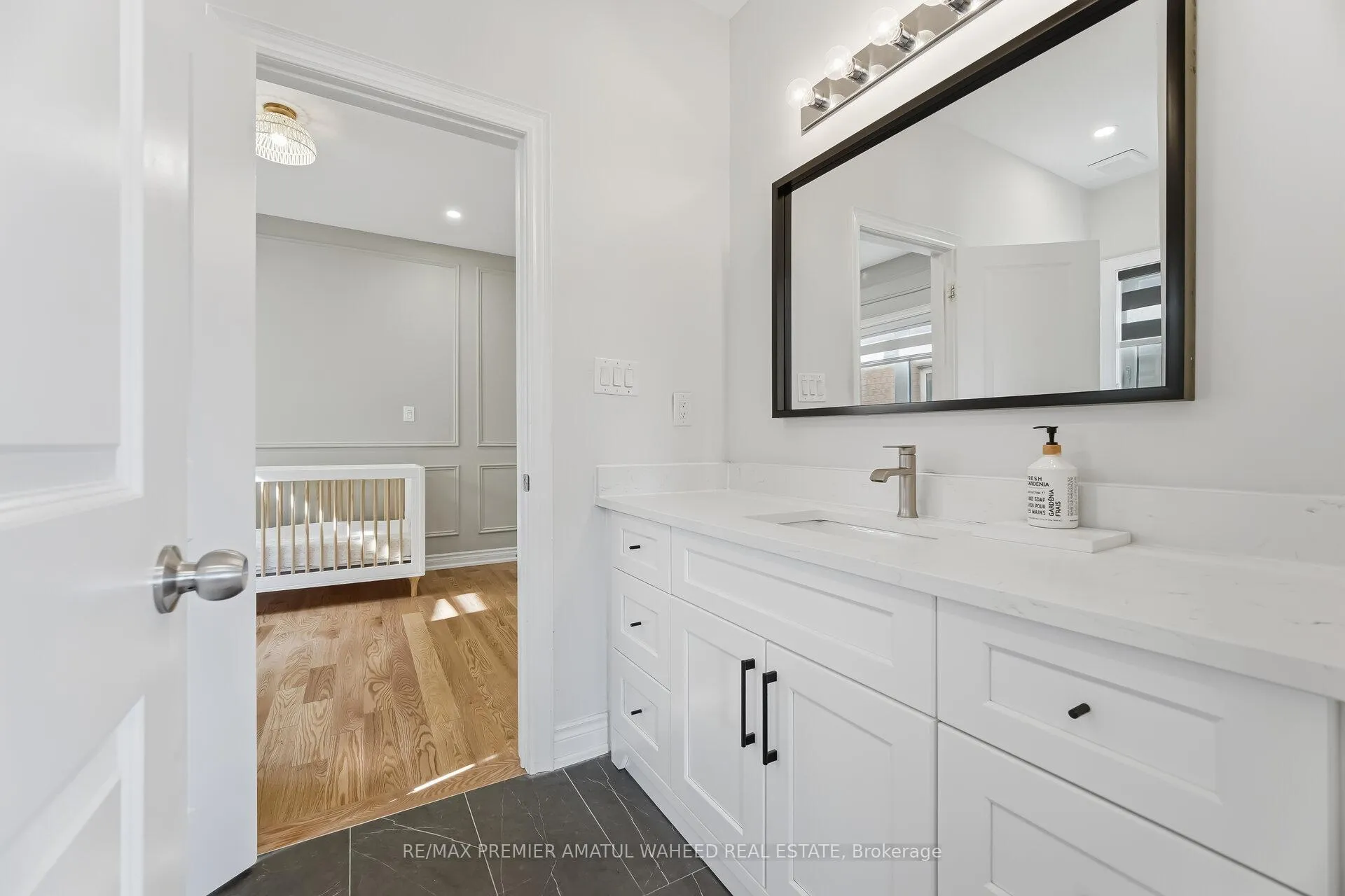 Photo 33 of 138 Alistair Crescent, Vaughan, Kleinburg — HOMEH
