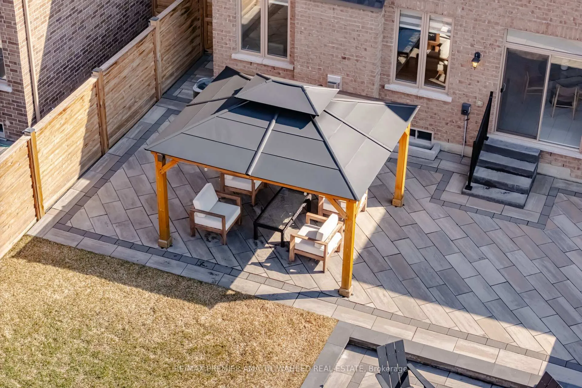 Photo 42 of 138 Alistair Crescent, Vaughan, Kleinburg — HOMEH