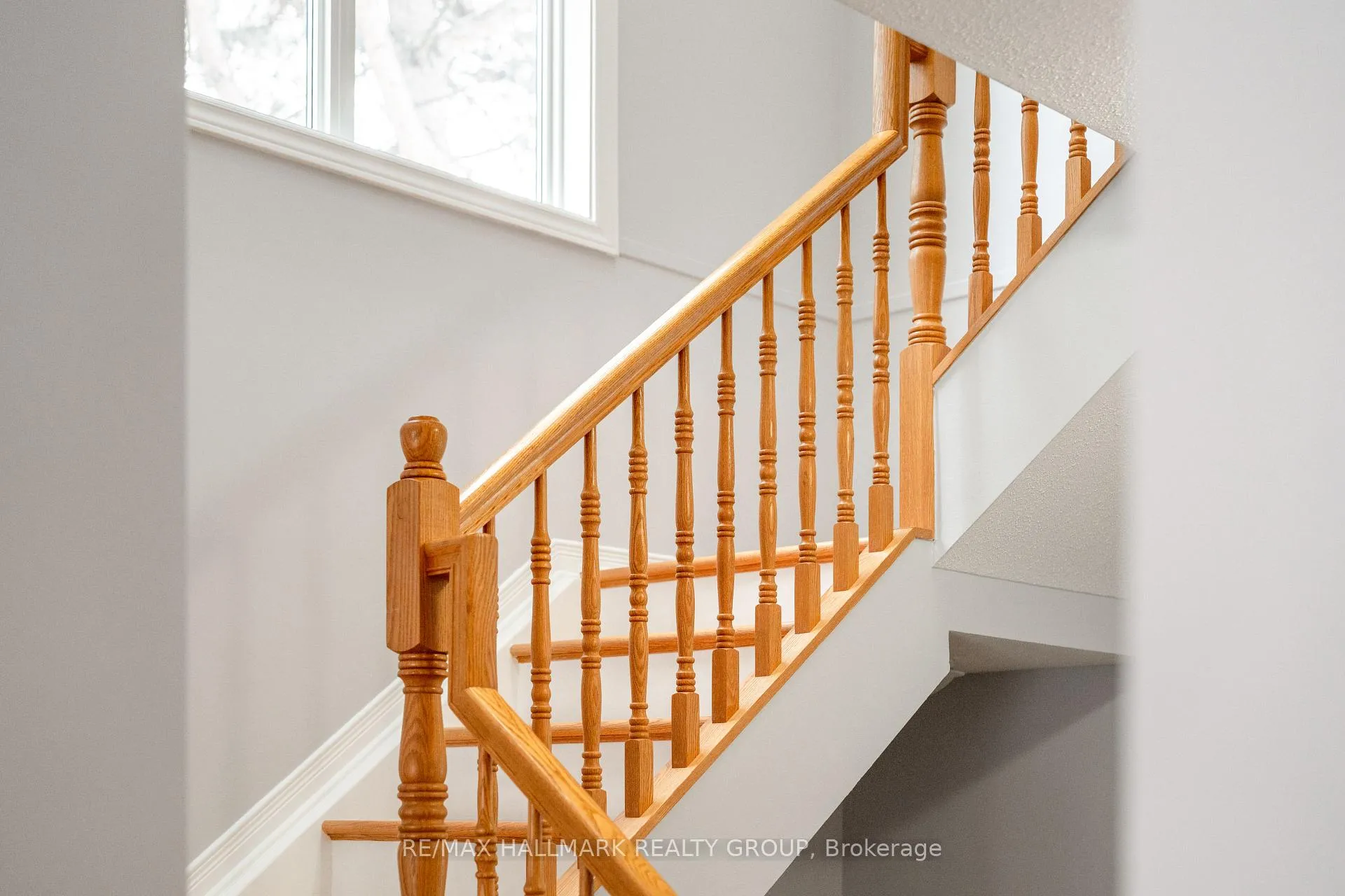 Photo 18 of 14 Wrenwood Crescent, Ottawa, Centrepointe — HOMEH