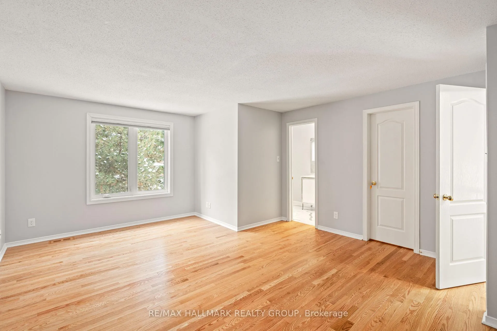 Photo 22 of 14 Wrenwood Crescent, Ottawa, Centrepointe — HOMEH