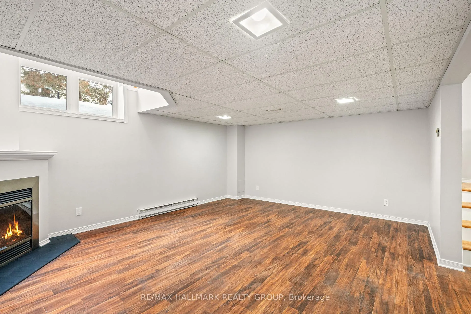 Photo 38 of 14 Wrenwood Crescent, Ottawa, Centrepointe — HOMEH