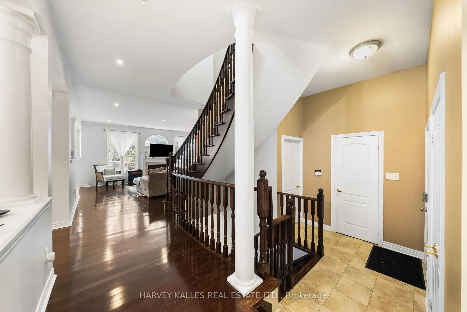 Photo 20 of 86 Rockland Crescent, Whitby, Brooklin — HOMEH
