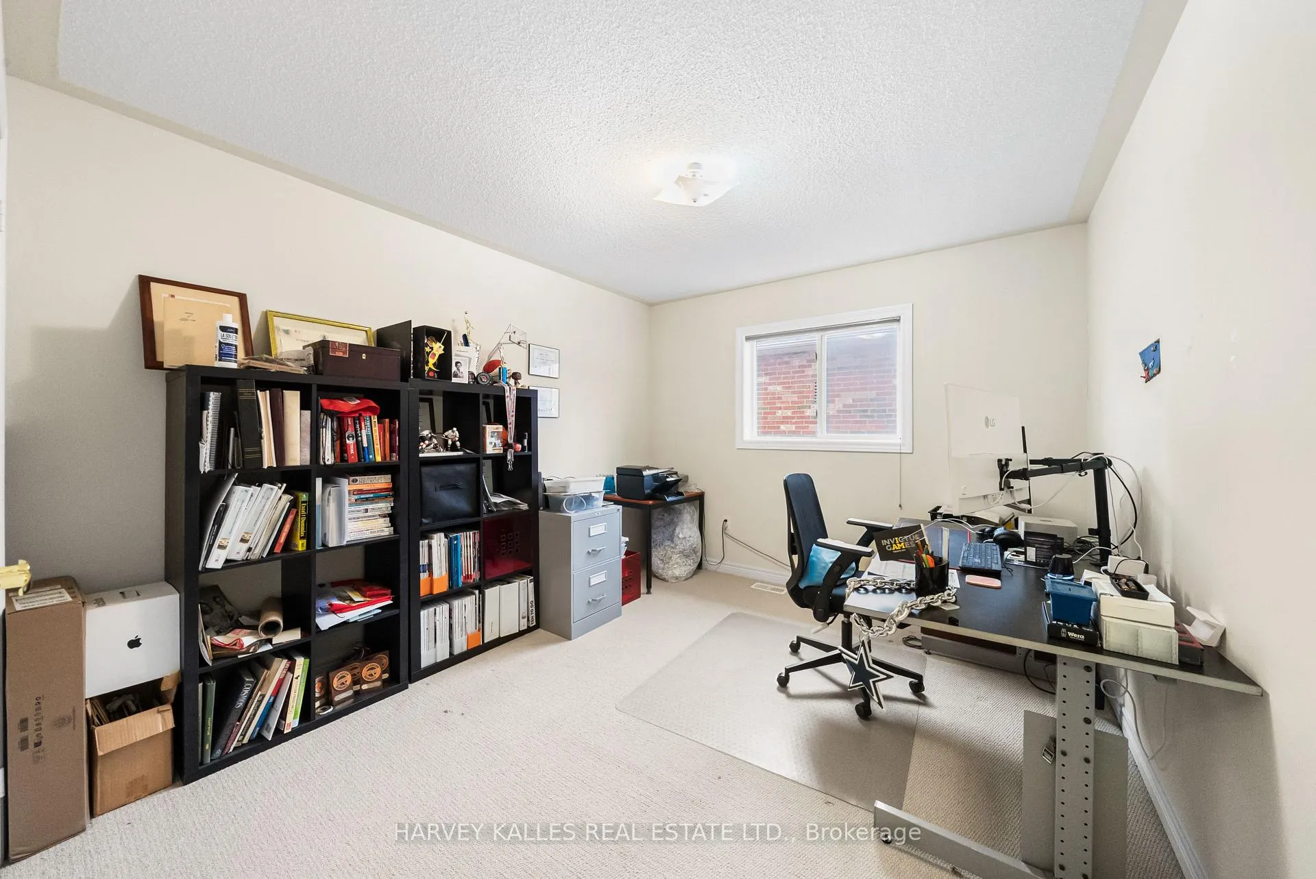Photo 34 of 86 Rockland Crescent, Whitby, Brooklin — HOMEH