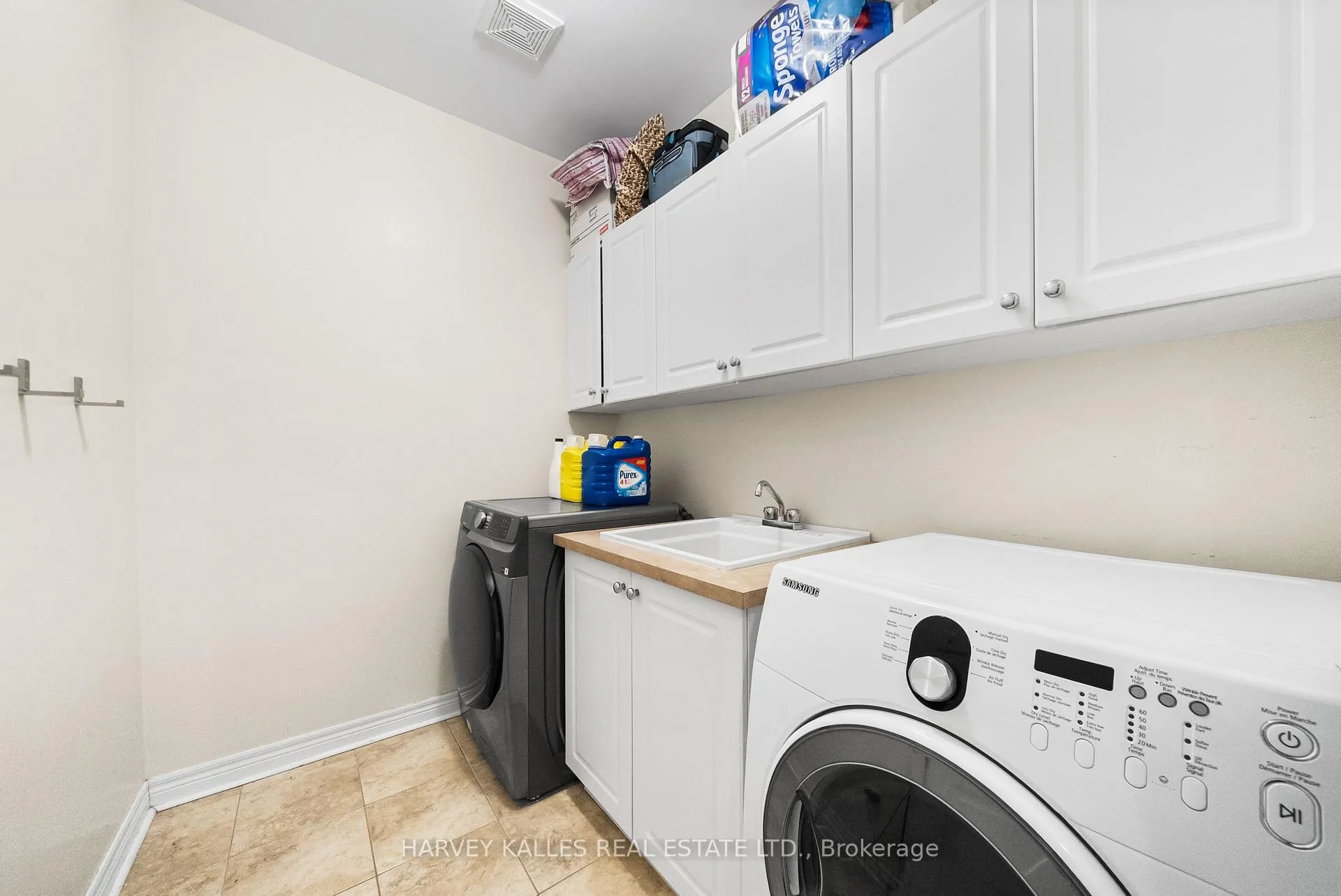 Photo 44 of 86 Rockland Crescent, Whitby, Brooklin — HOMEH