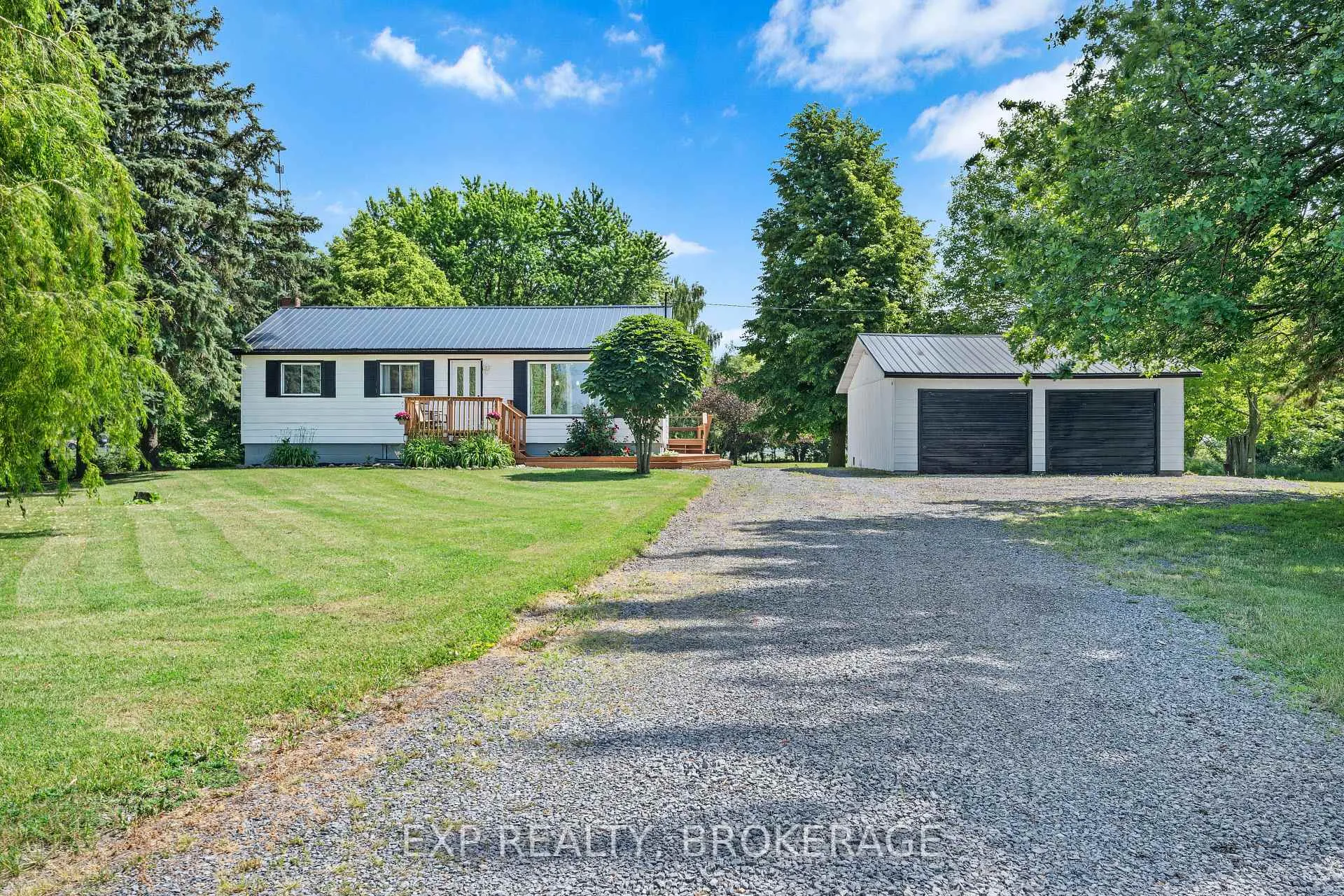 Photo 4 of 912 8TH Line Road, Frontenac Islands, The Islands — HOMEH