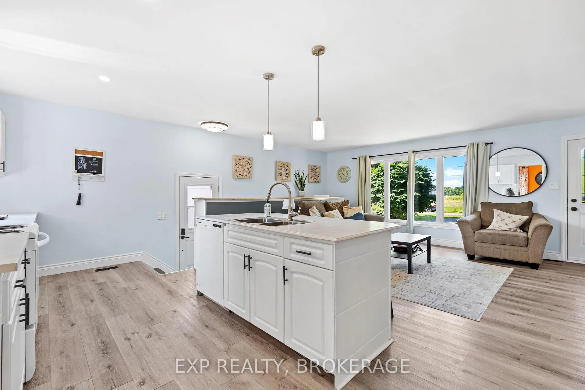 Photo 15 of 912 8TH Line Road, Frontenac Islands, The Islands — HOMEH