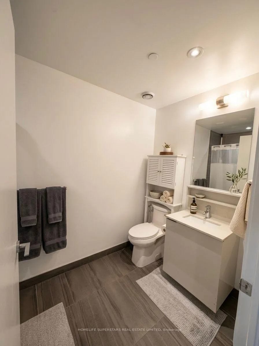 Photo 13 of Unit 3801, 5 Buttermill Avenue, Vaughan, Vaughan Corporate Centre — HOMEH