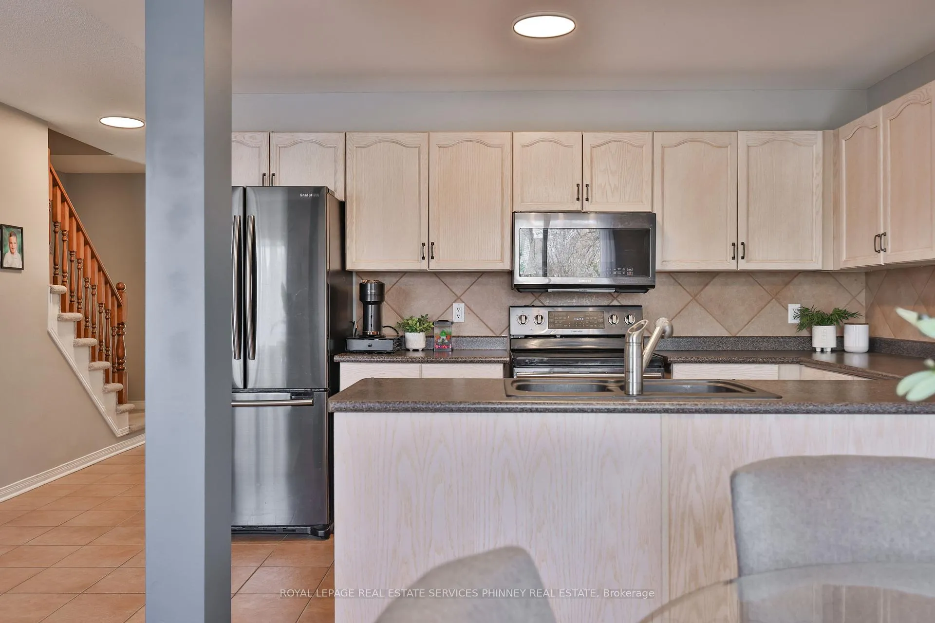 Photo 14 of 5117 St. George's Drive, Lincoln, Beamsville — HOMEH