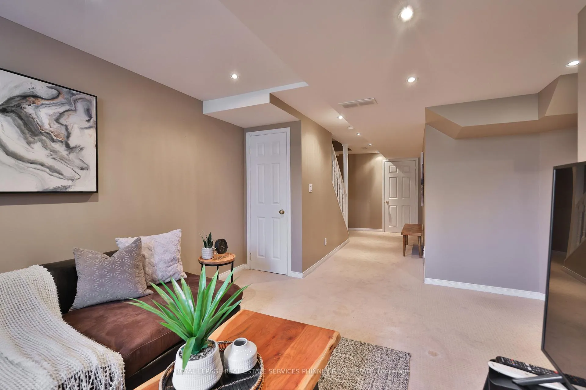 Photo 28 of 5117 St. George's Drive, Lincoln, Beamsville — HOMEH