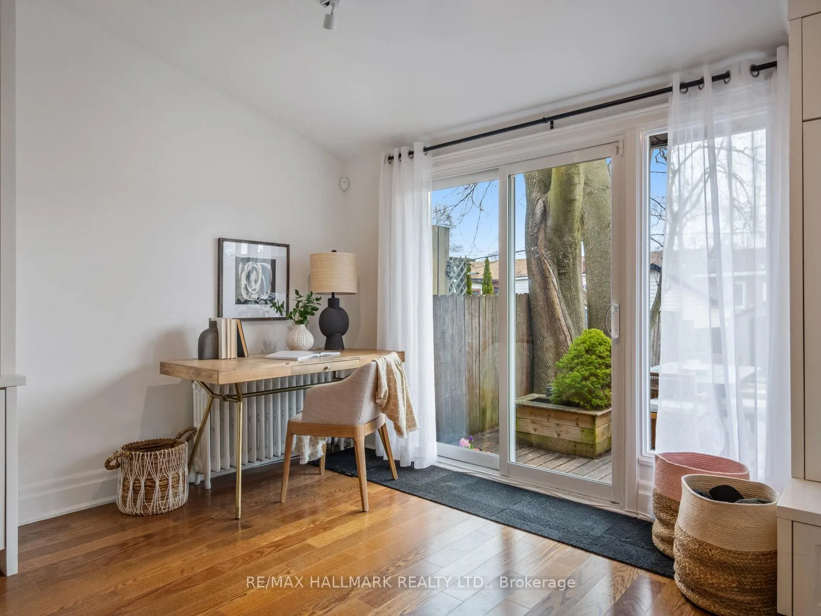 Photo 14 of 337 Leslie Street, Toronto, South Riverdale — HOMEH