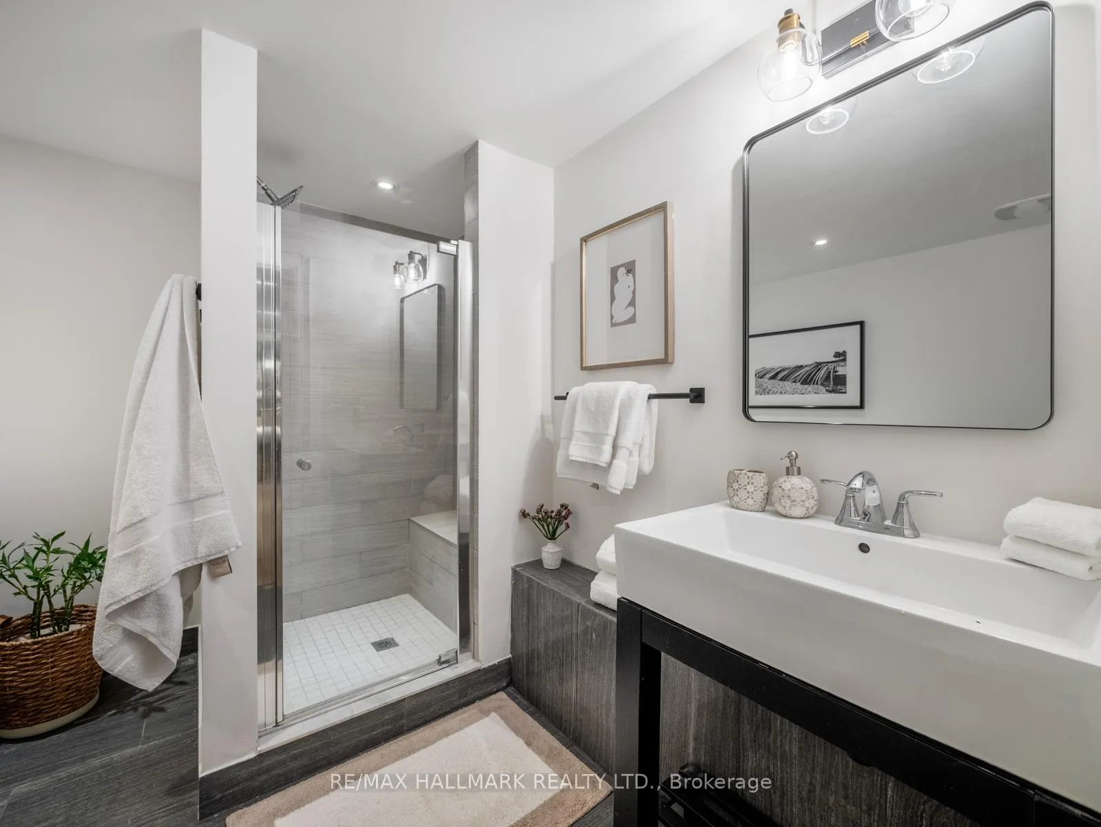 Photo 34 of 337 Leslie Street, Toronto, South Riverdale — HOMEH