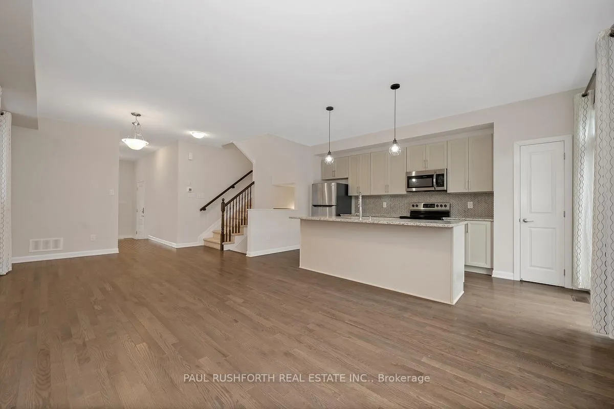 Photo 9 of 307 Drumlish Lane, Ottawa, Barrhaven - Half Moon Bay — HOMEH