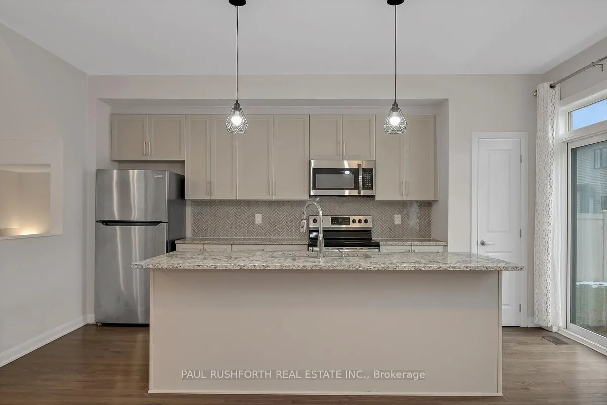Photo 12 of 307 Drumlish Lane, Ottawa, Barrhaven - Half Moon Bay — HOMEH