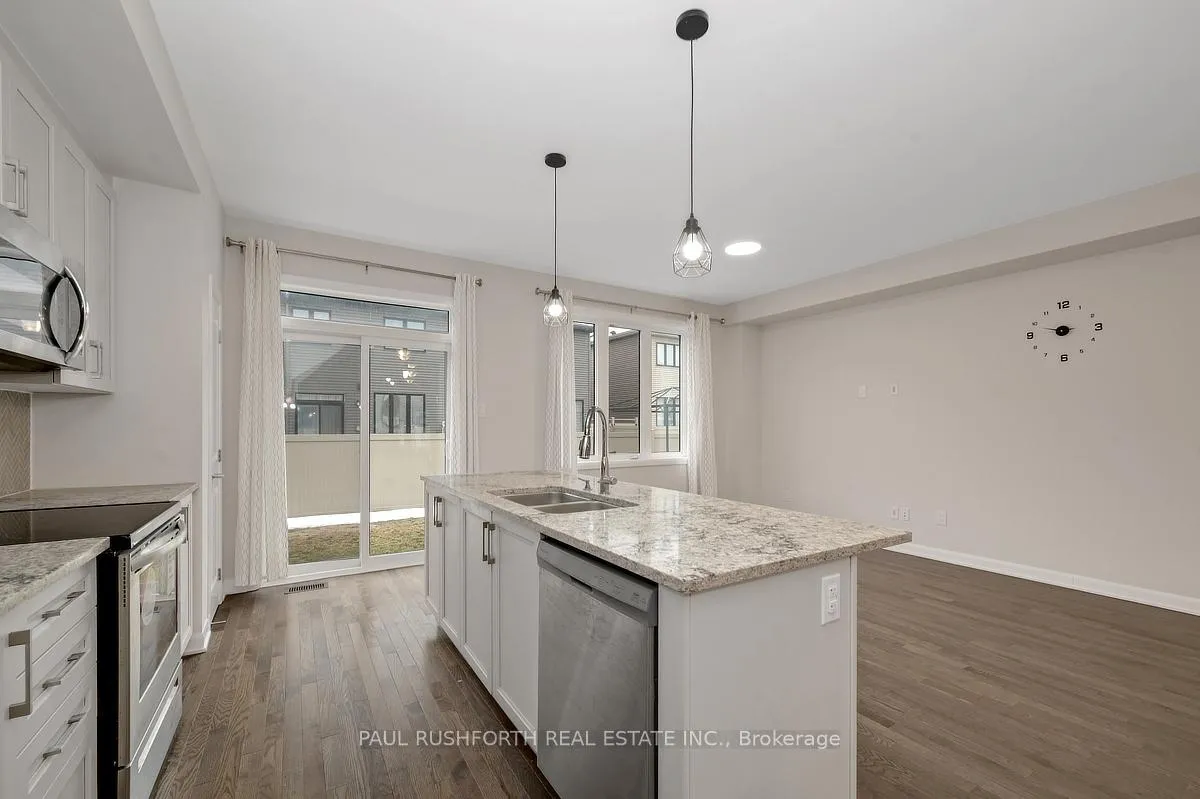 Photo 15 of 307 Drumlish Lane, Ottawa, Barrhaven - Half Moon Bay — HOMEH