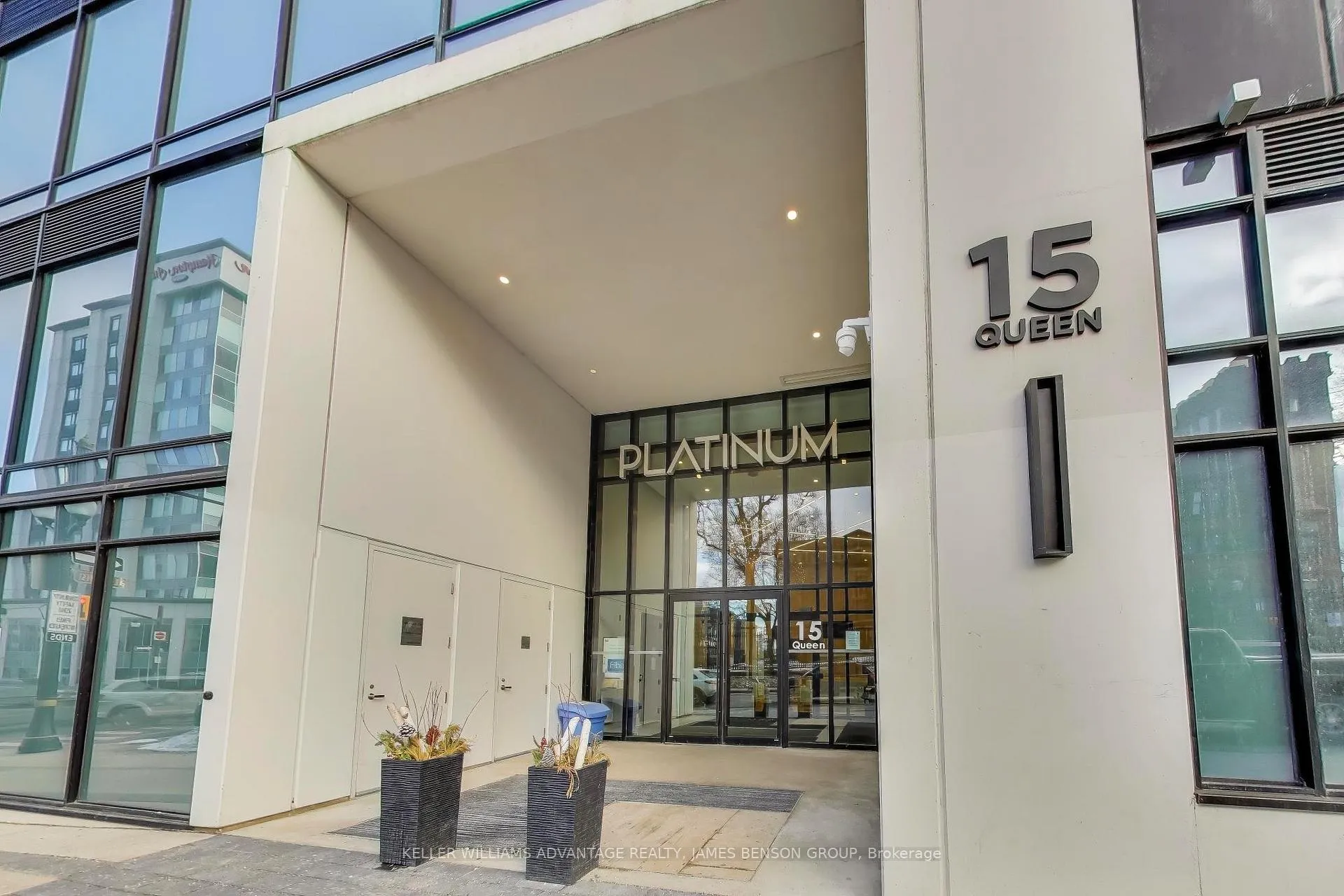 Photo 3 of Unit 1402, 15 Queen Street S, Hamilton, Central — HOMEH