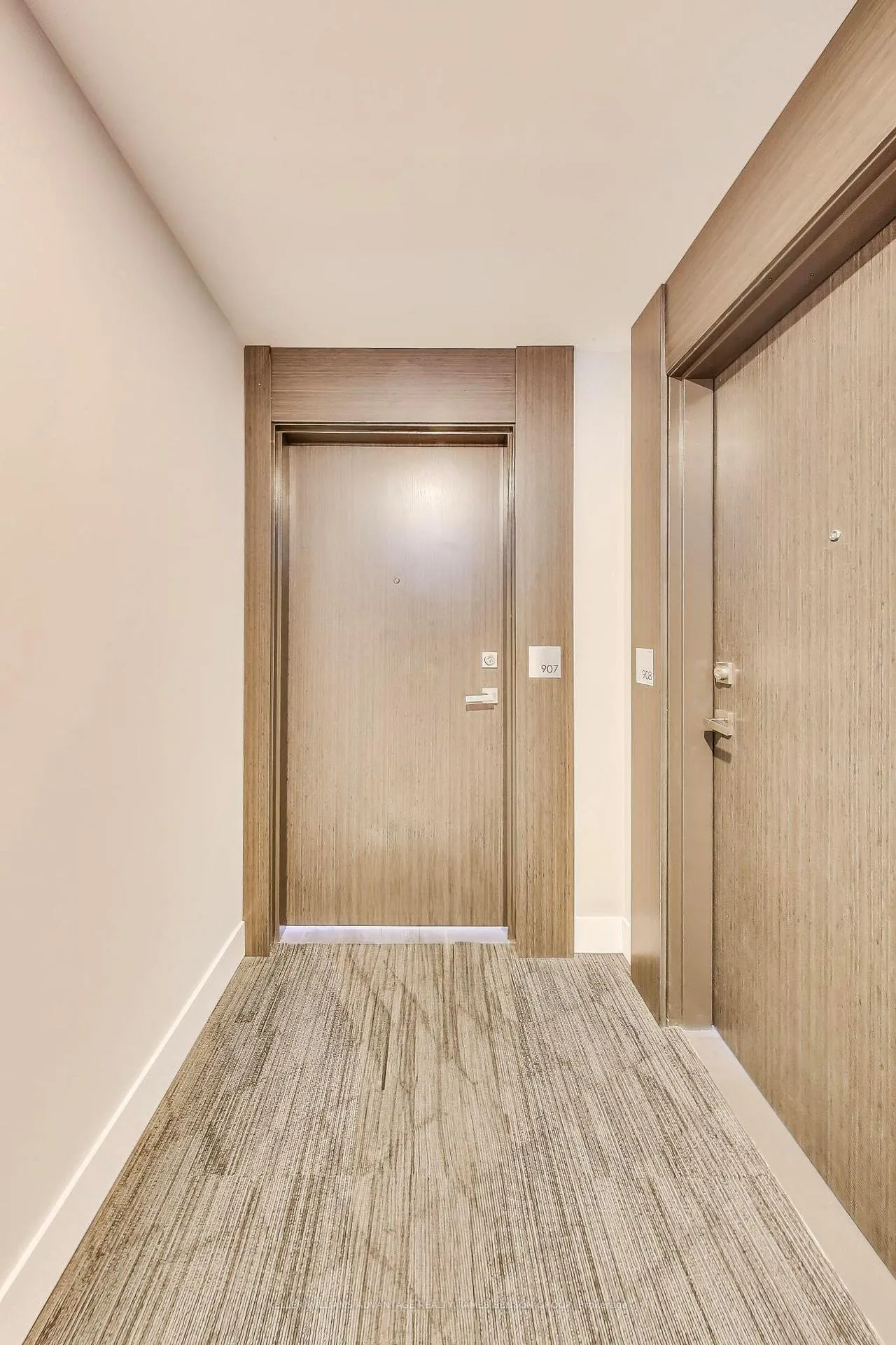 Photo 4 of Unit 1402, 15 Queen Street S, Hamilton, Central — HOMEH