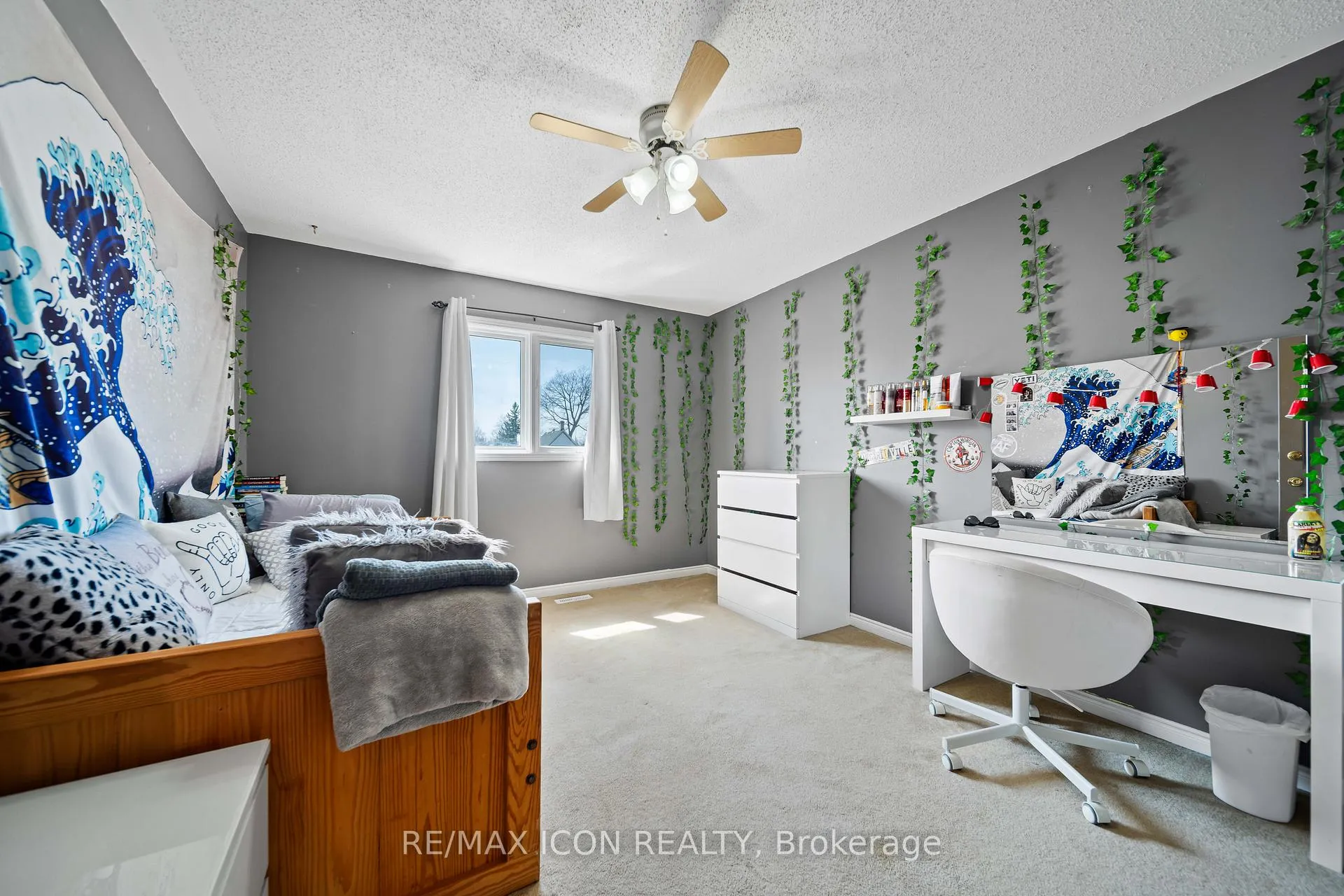 Photo 20 of 227 William Street E, North Middlesex, Parkhill — HOMEH