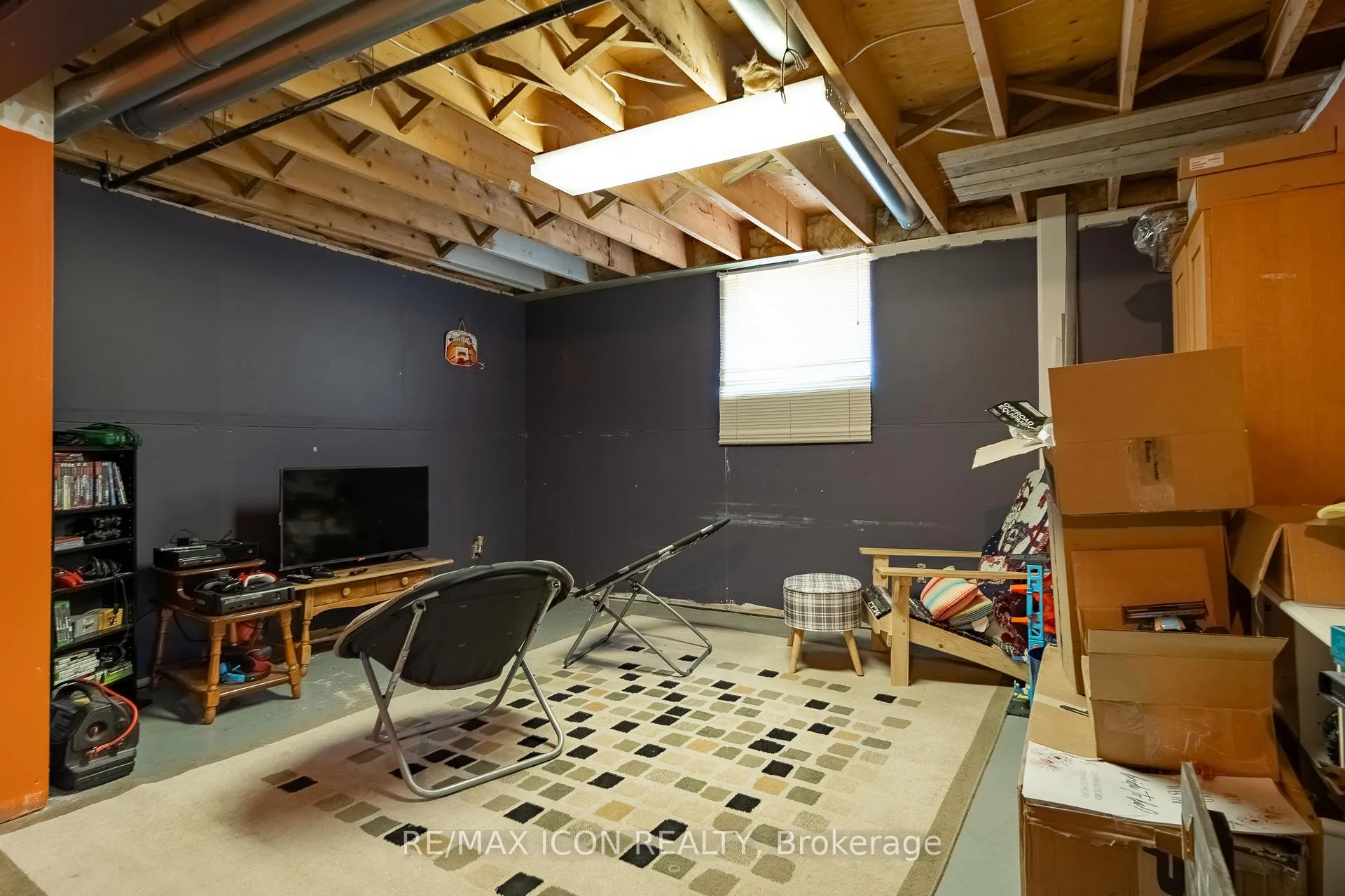 Photo 29 of 227 William Street E, North Middlesex, Parkhill — HOMEH