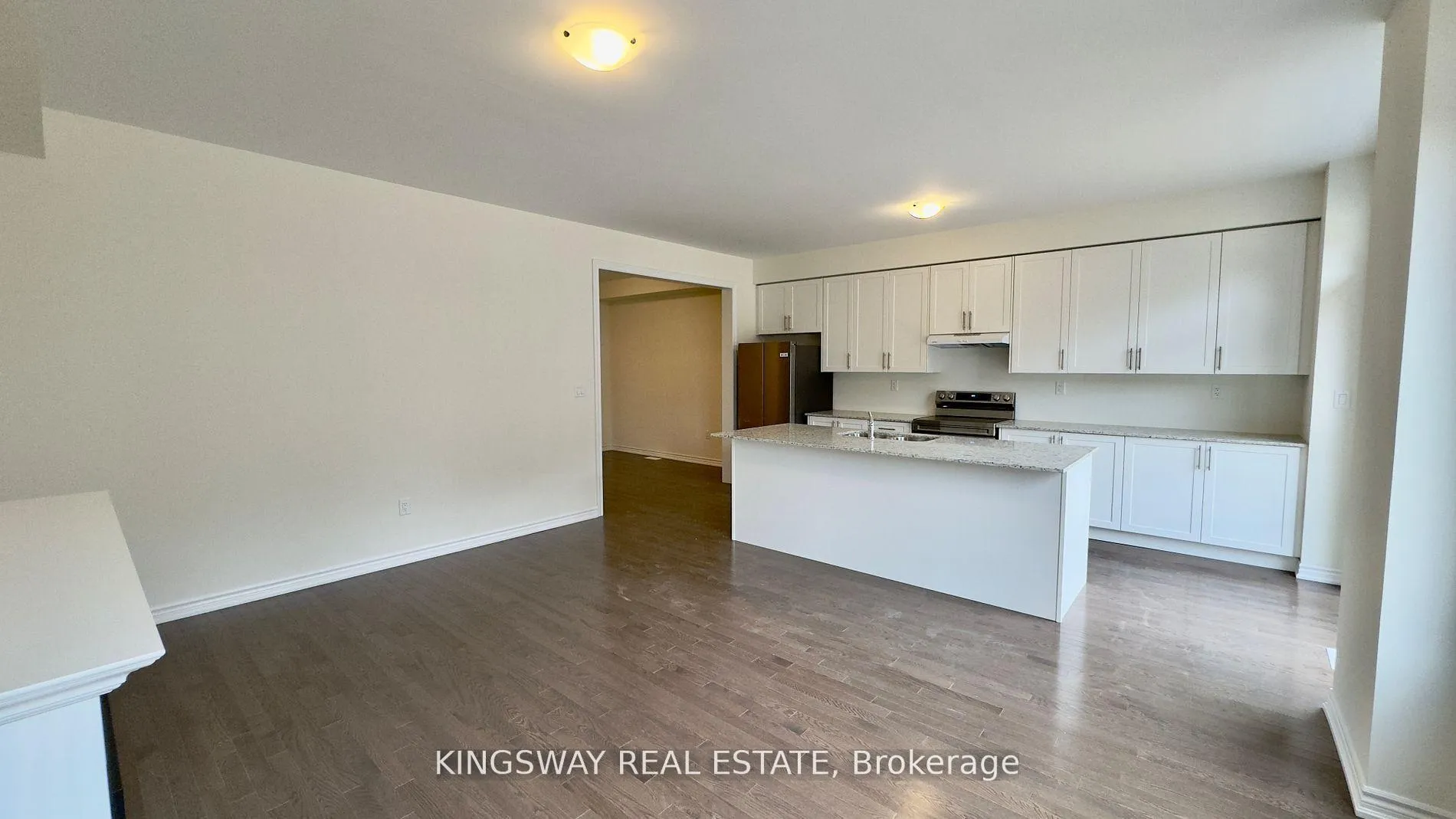 Photo 7 of 16 Blick Crescent, Aurora, Bayview Northeast — HOMEH