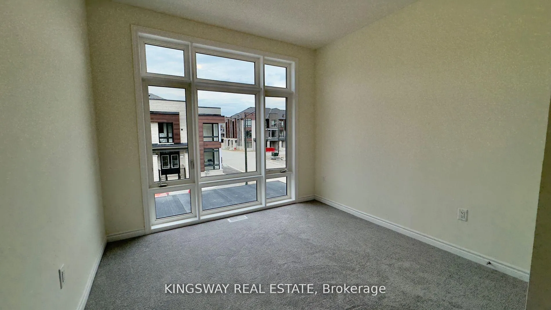 Photo 19 of 16 Blick Crescent, Aurora, Bayview Northeast — HOMEH