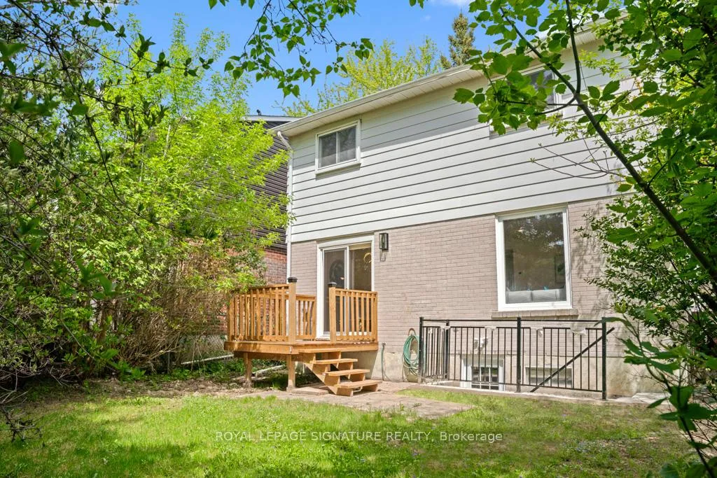 Photo 31 of 227 Thoms Crescent, Newmarket, Central Newmarket — HOMEH