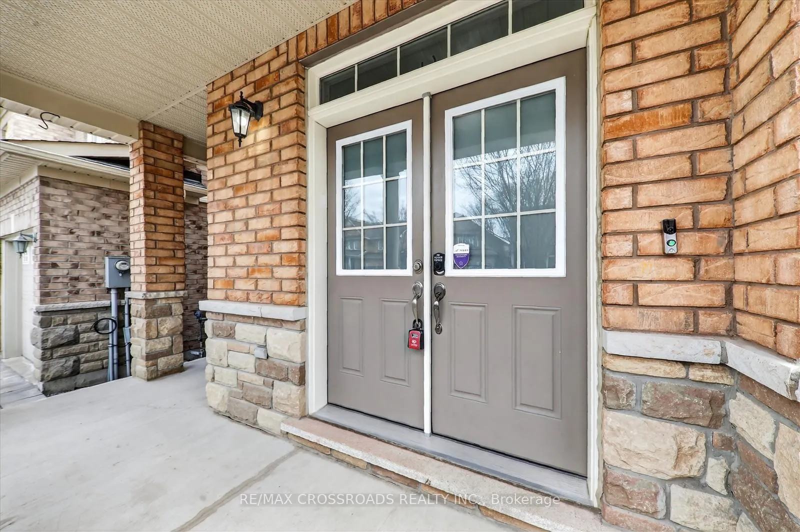 Photo 8 of 10 Sedore Street, Markham, Greensborough — HOMEH