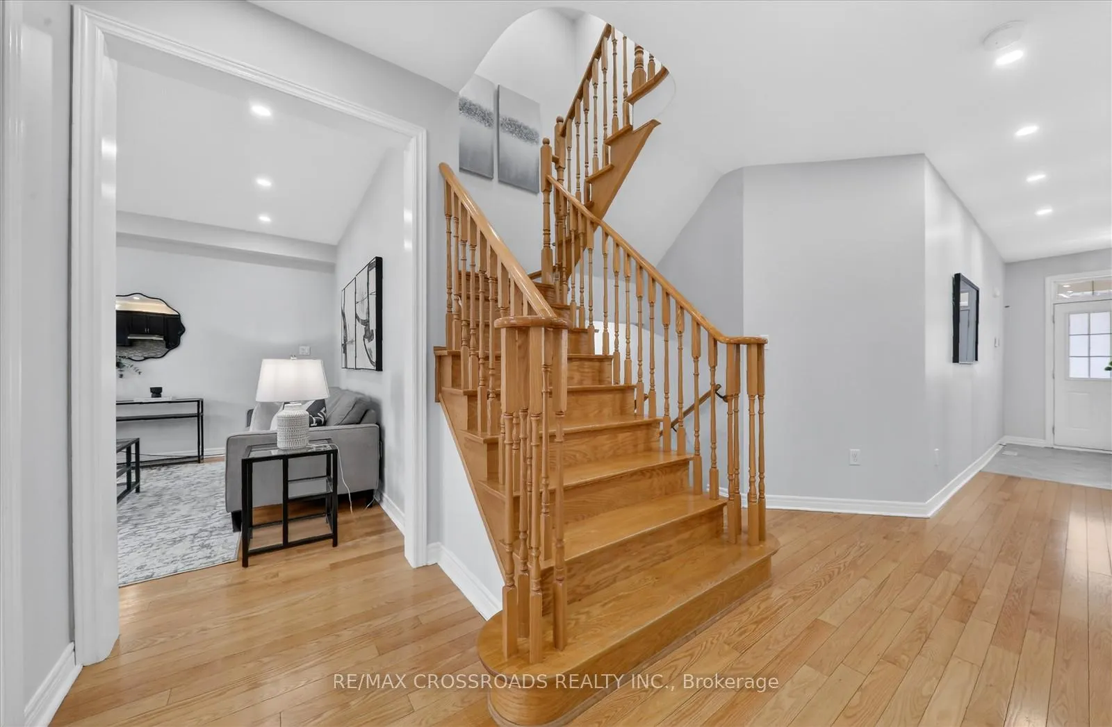 Photo 28 of 10 Sedore Street, Markham, Greensborough — HOMEH