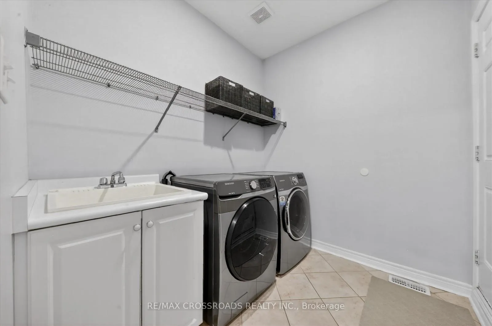 Photo 29 of 10 Sedore Street, Markham, Greensborough — HOMEH