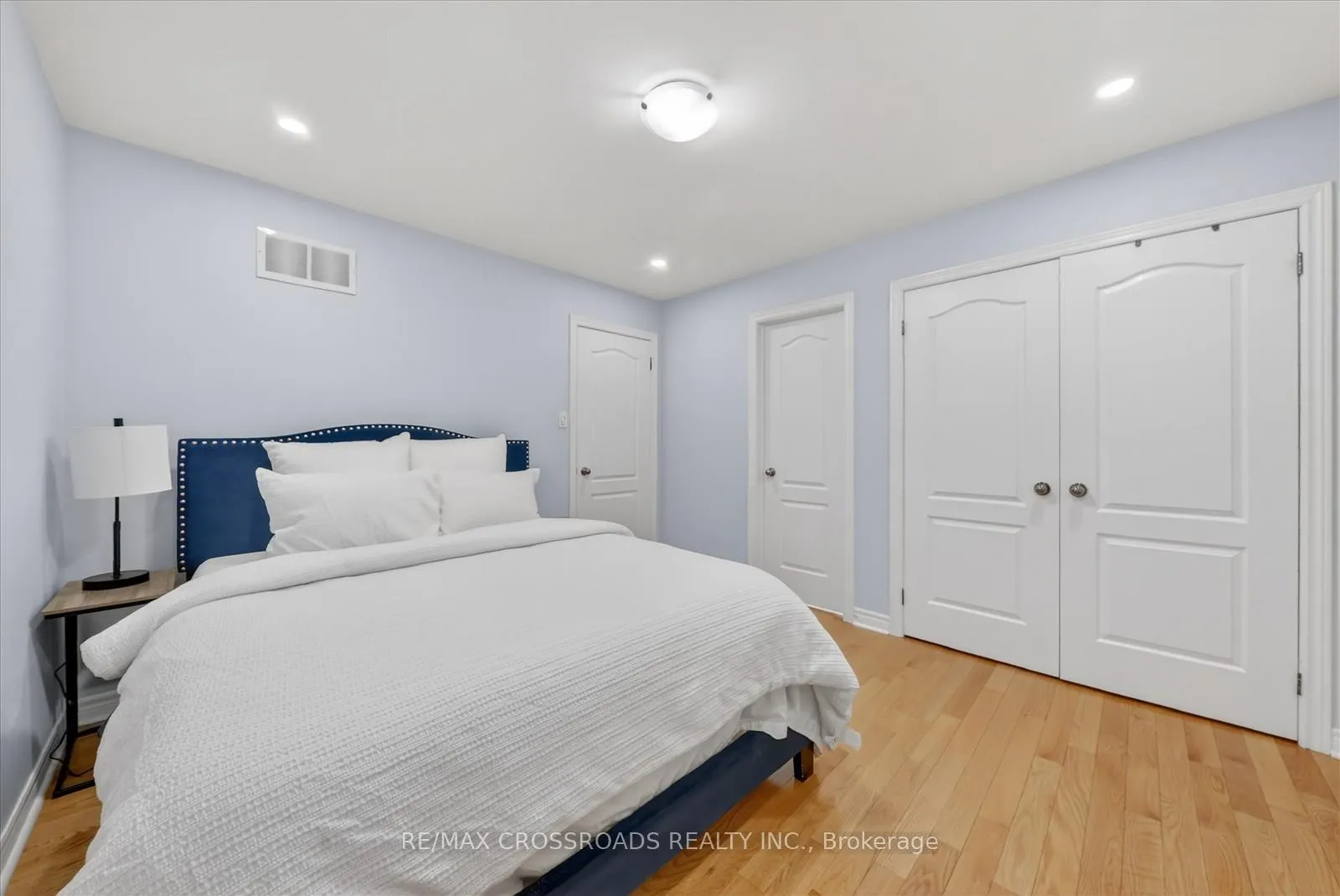 Photo 38 of 10 Sedore Street, Markham, Greensborough — HOMEH